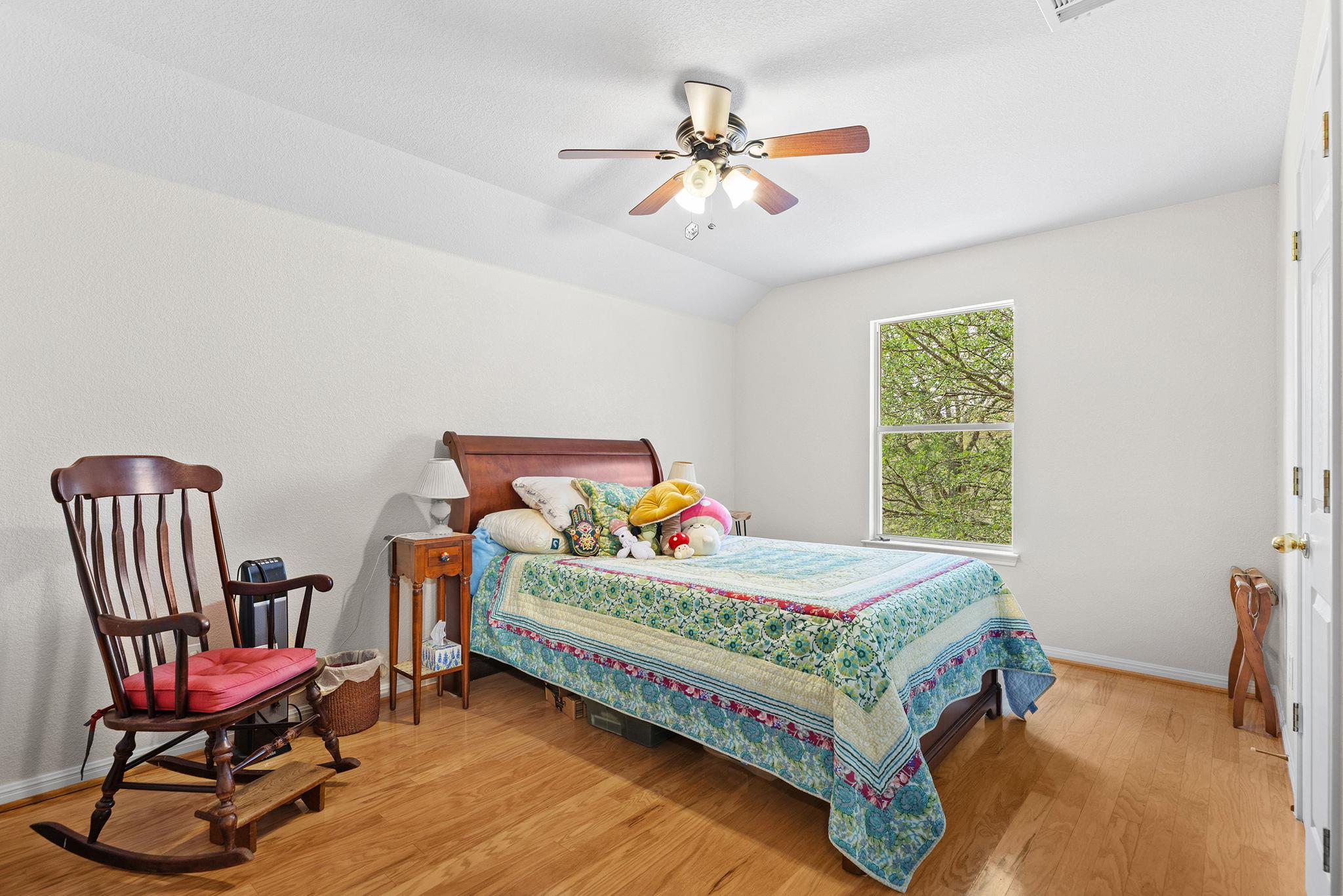 202 The Oaks Blvd, Elgin, TX 78621