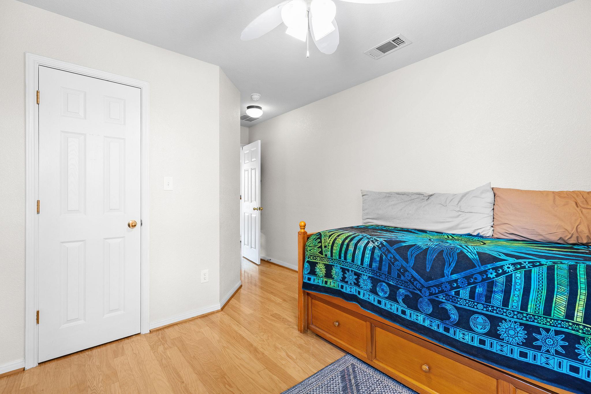 202 The Oaks Blvd, Elgin, TX 78621