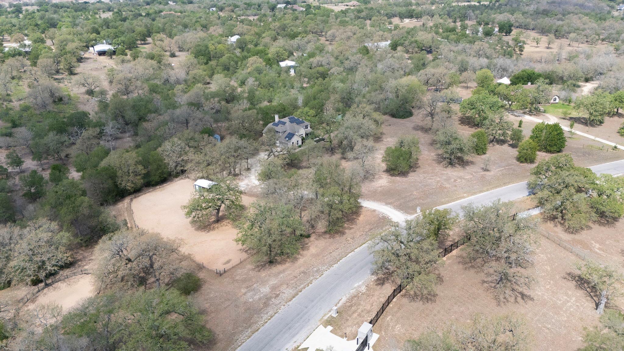 202 The Oaks Blvd, Elgin, TX 78621