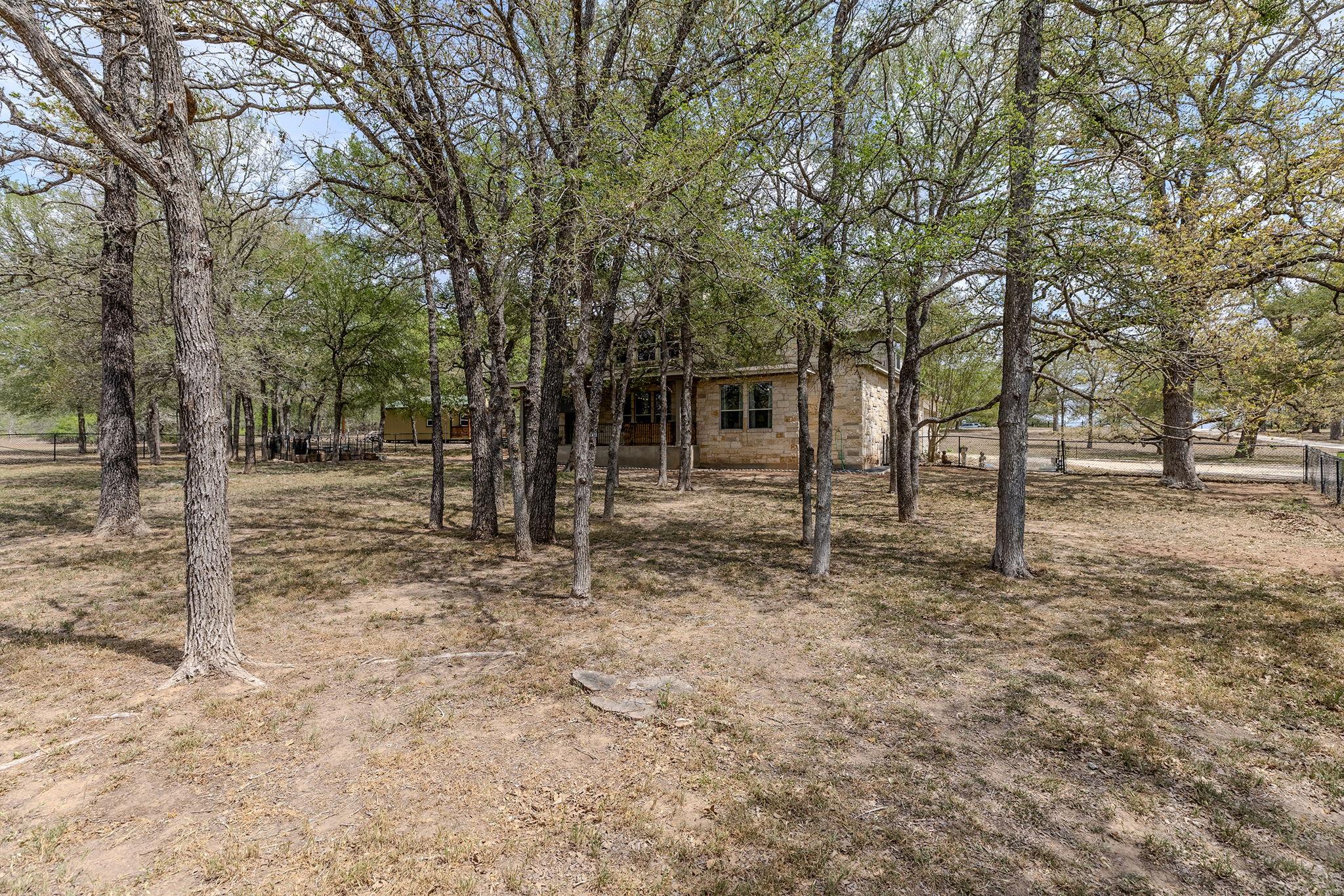 202 The Oaks Blvd, Elgin, TX 78621