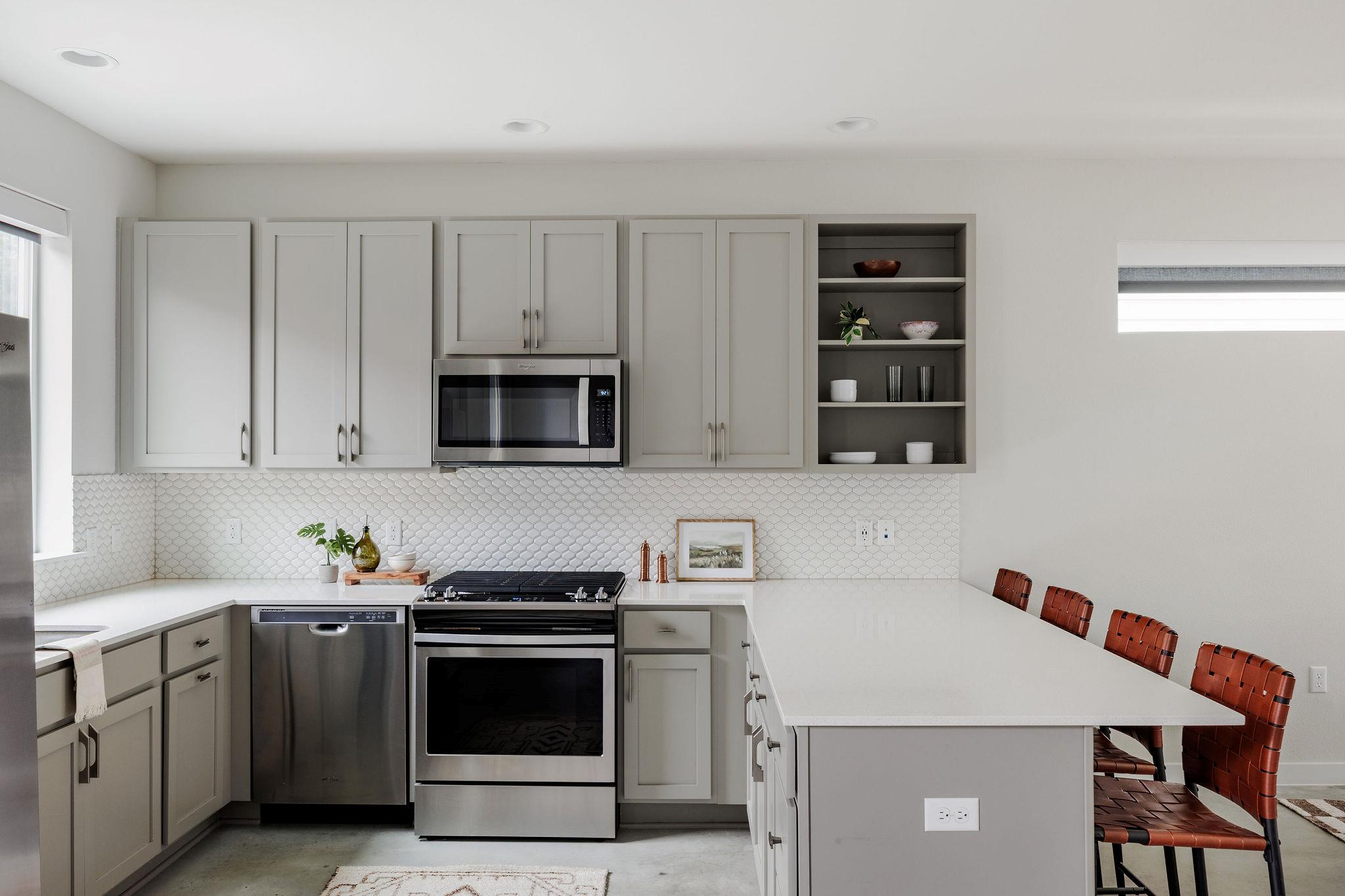 801 N Bluff Dr # 28, Austin, TX 78745