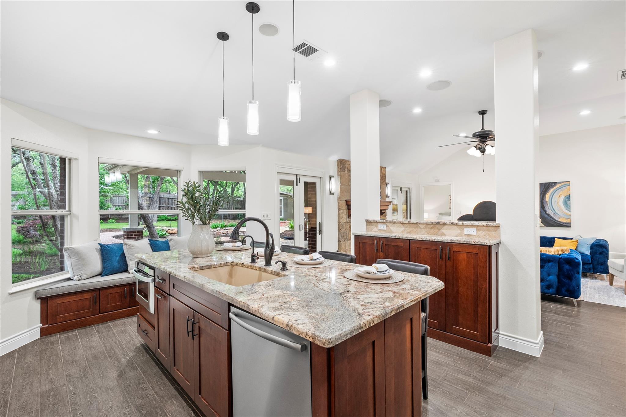 117 N Winecup Trl, Cedar Park, TX 78613