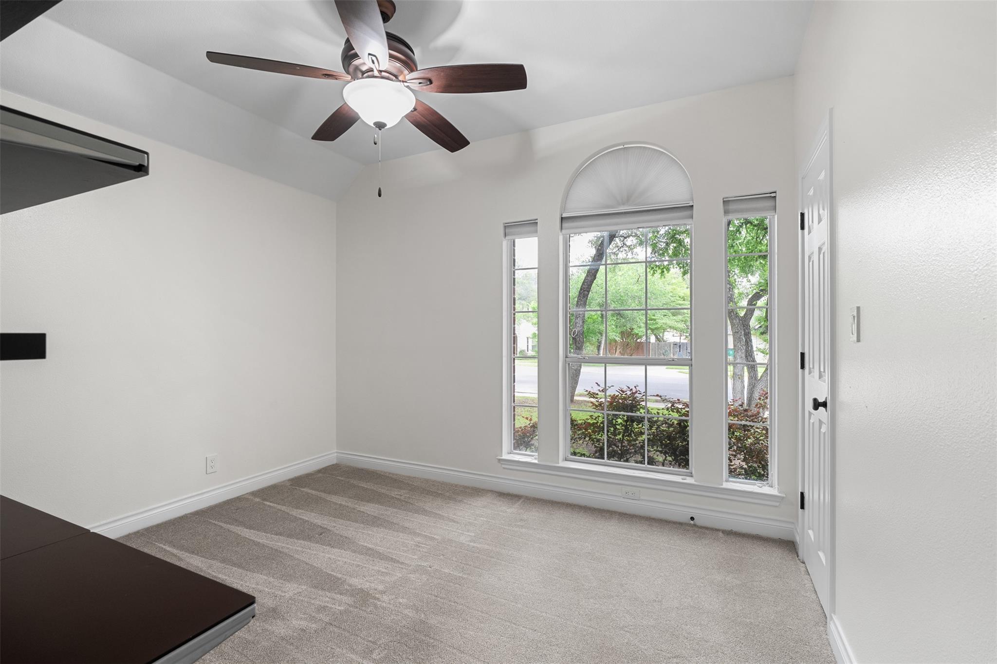 117 N Winecup Trl, Cedar Park, TX 78613