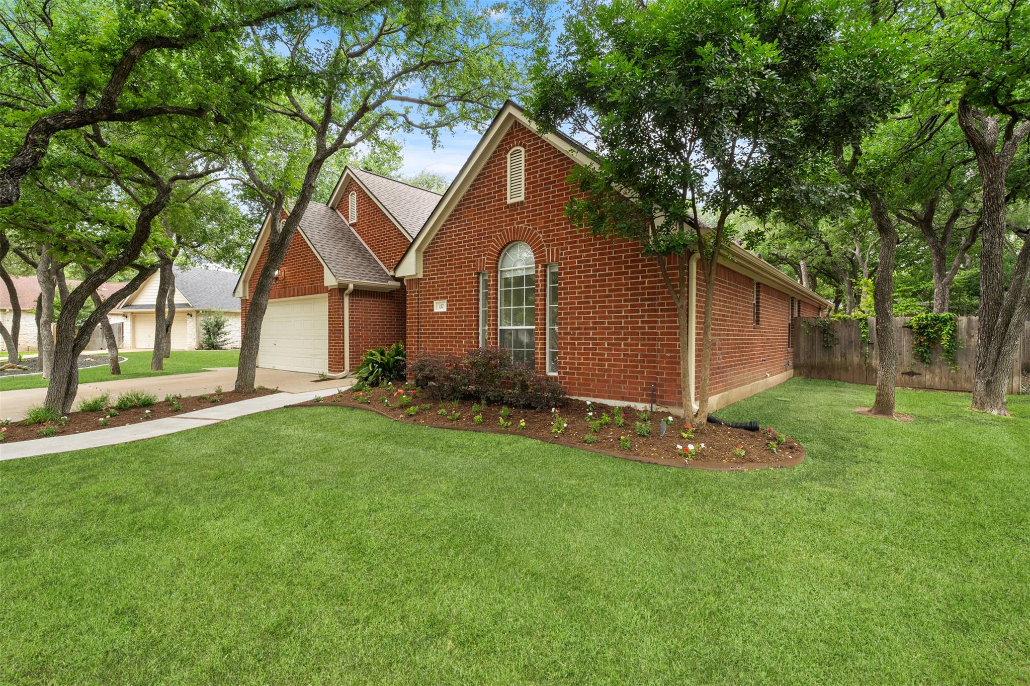 117 N Winecup Trl, Cedar Park, TX 78613