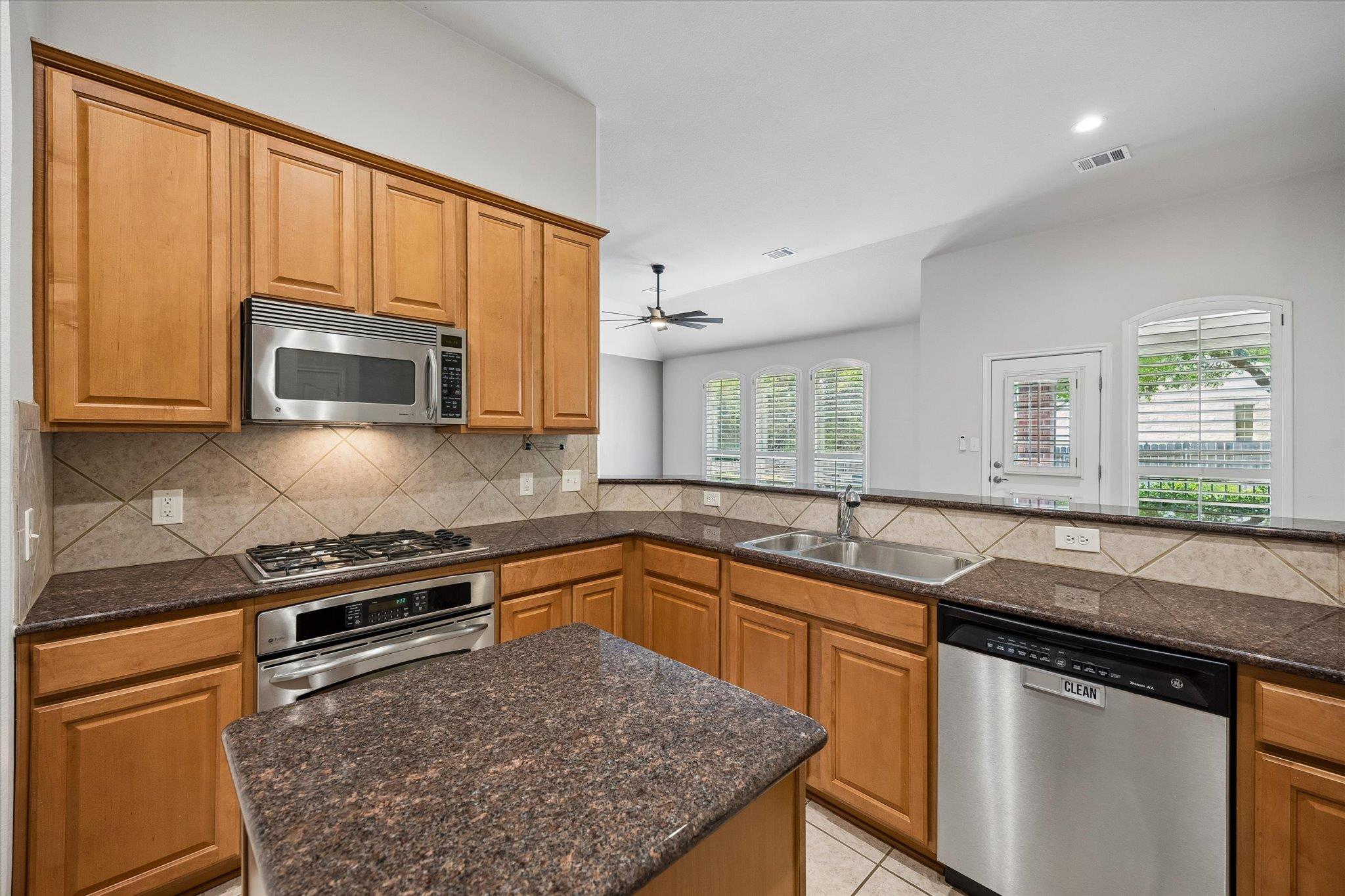 12825 Rush Creek Ln, Austin, TX 78732