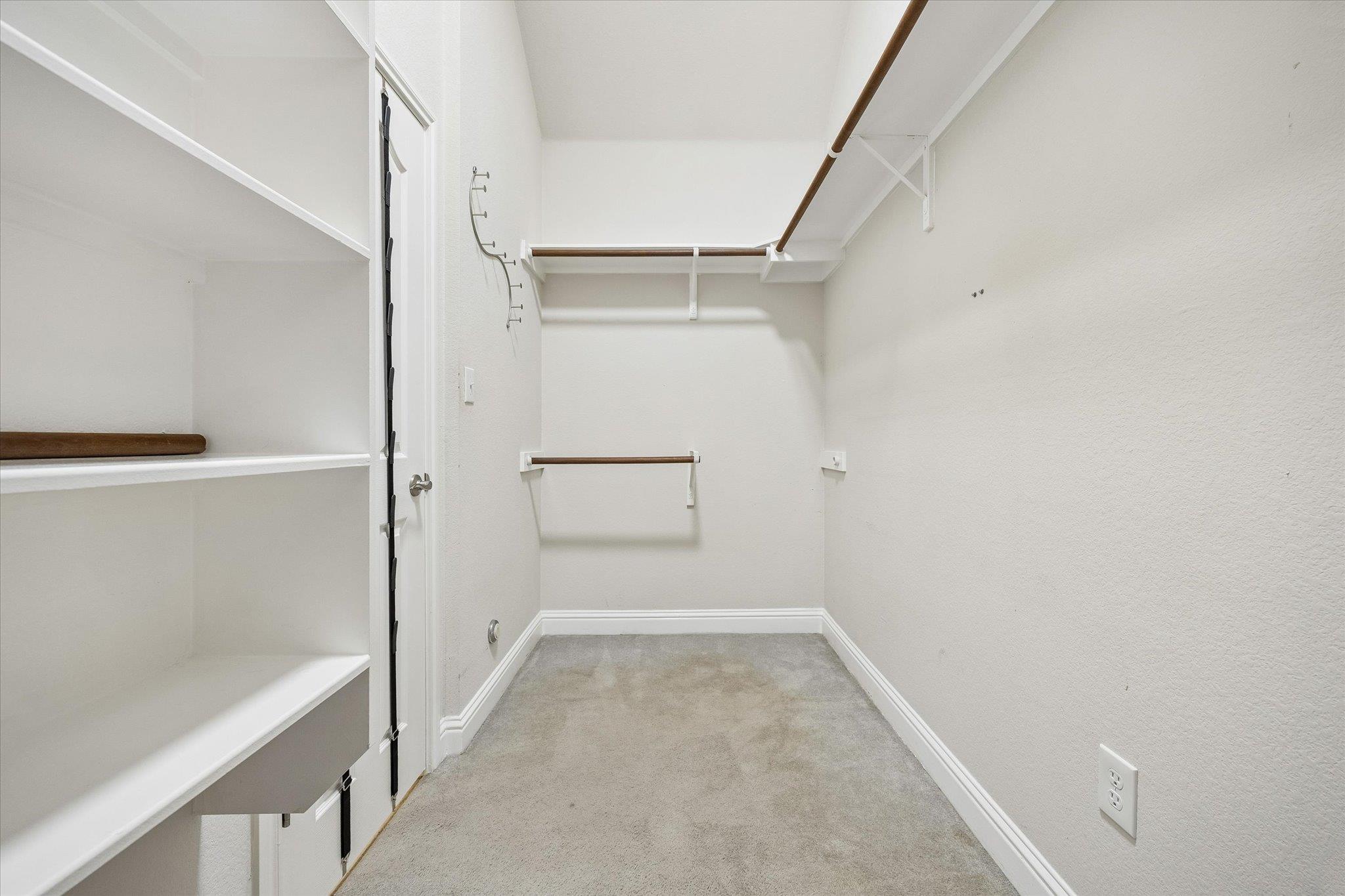 12825 Rush Creek Ln, Austin, TX 78732