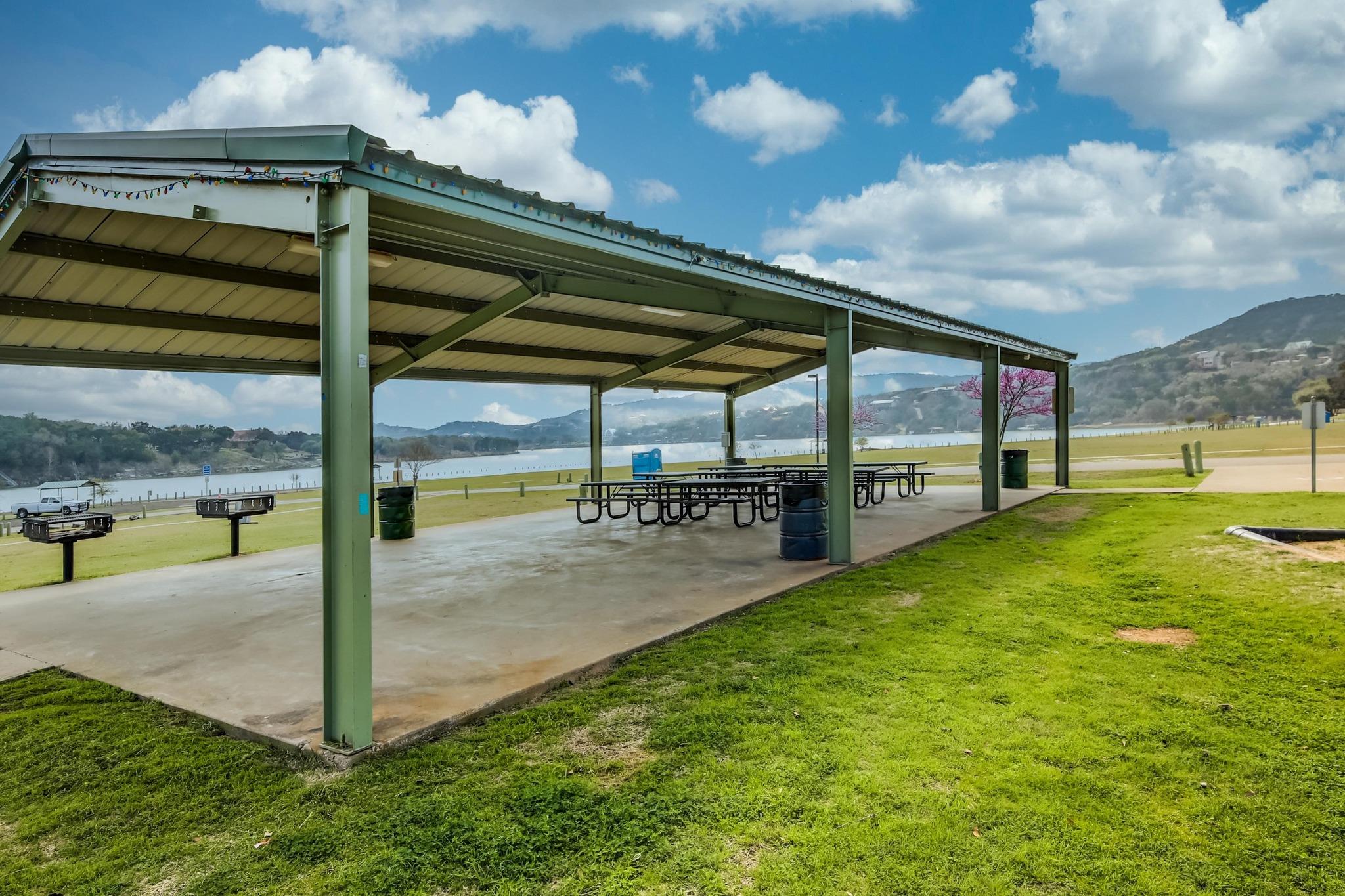 11013 Travis Dr, Jonestown, TX 78645