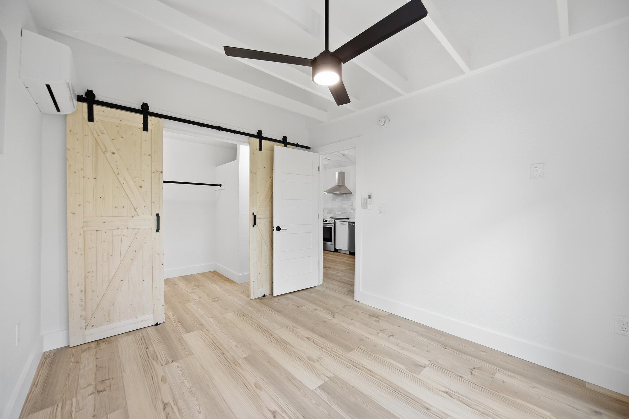 11013 Travis Dr, Jonestown, TX 78645