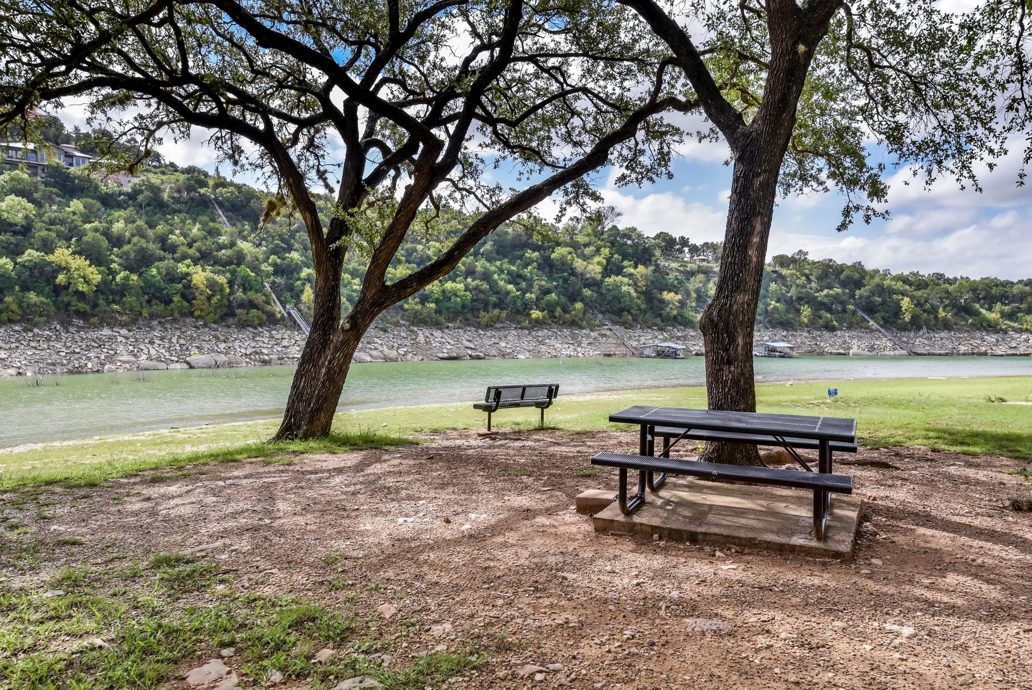 11013 Travis Dr, Jonestown, TX 78645