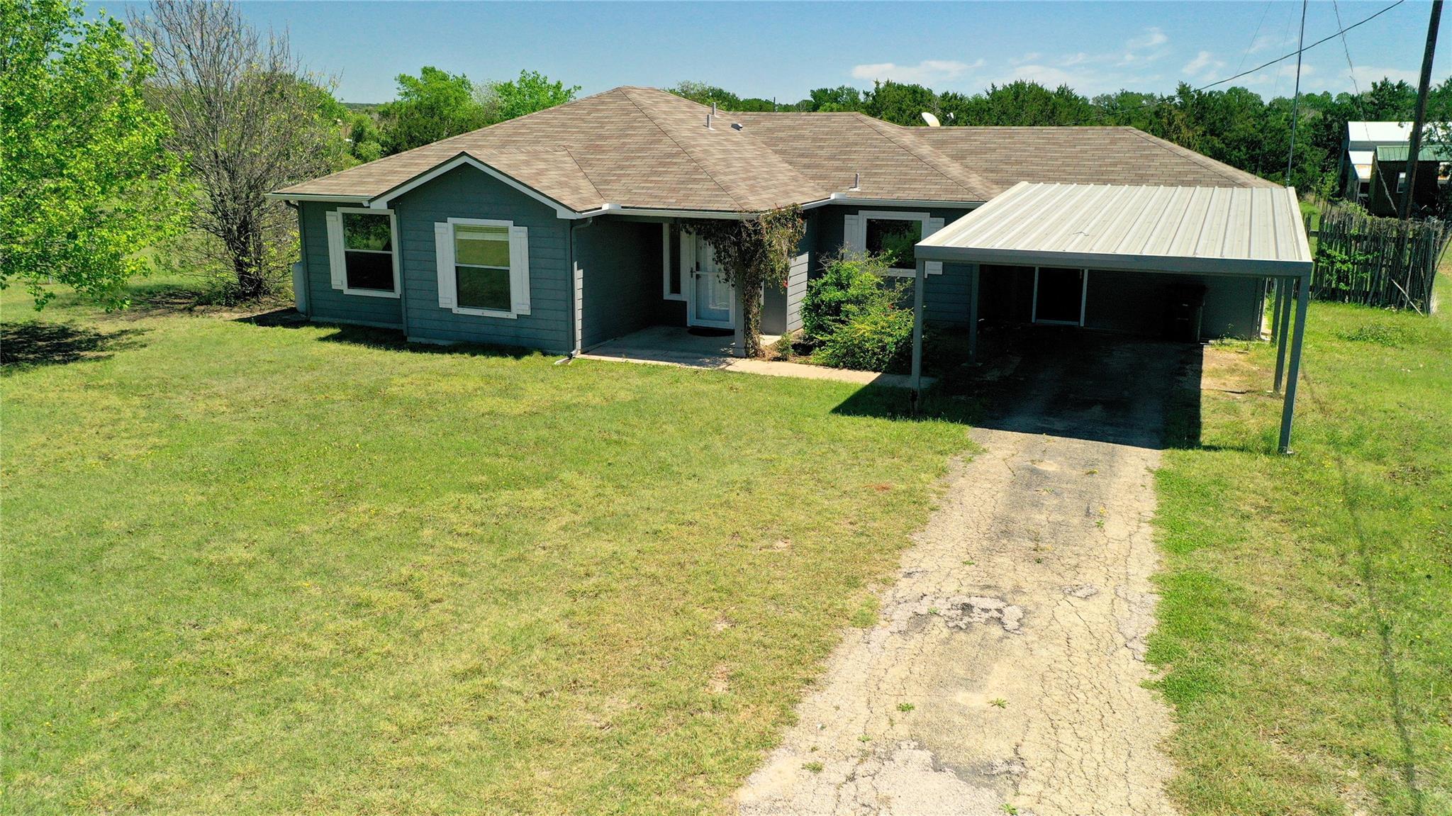 152 Round Up Dr, Liberty Hill, TX 78642