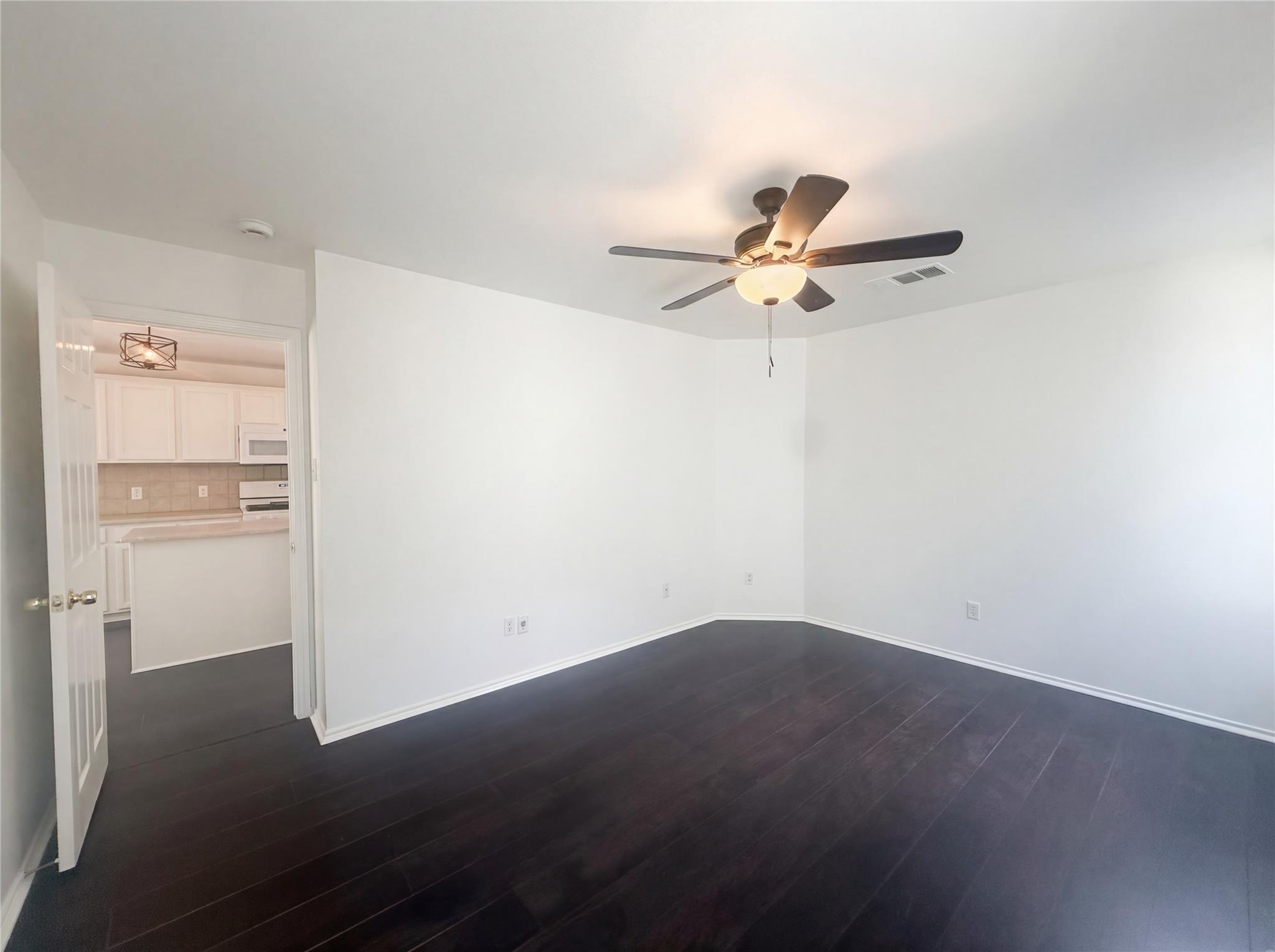 110 Strawn, Kyle, TX 78640