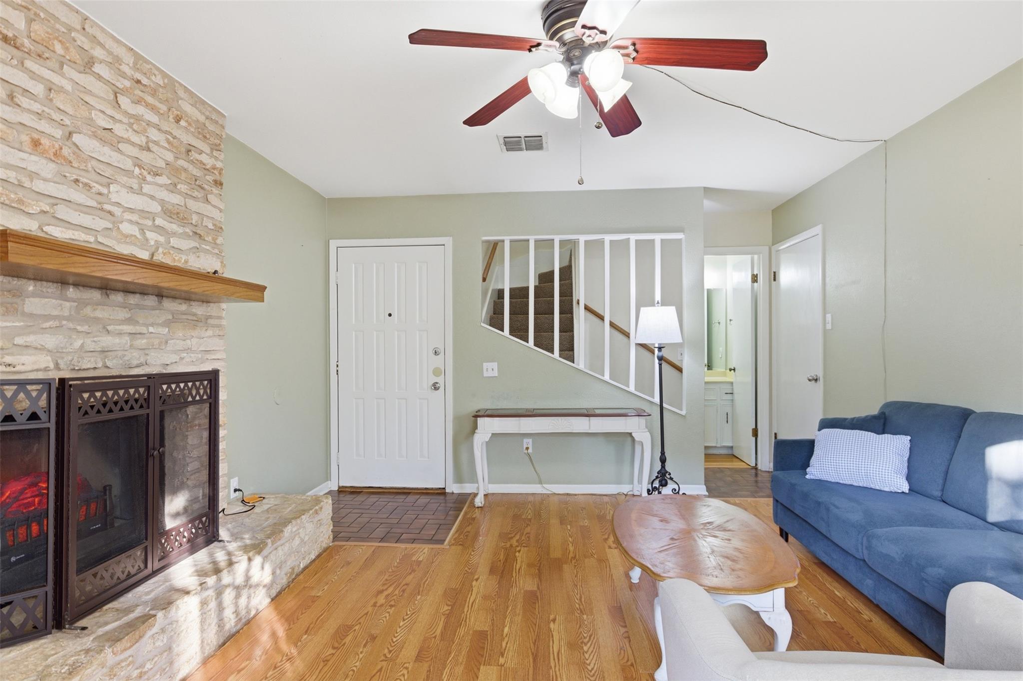 105 Norwood Dr # #A/B, Georgetown, TX 78628