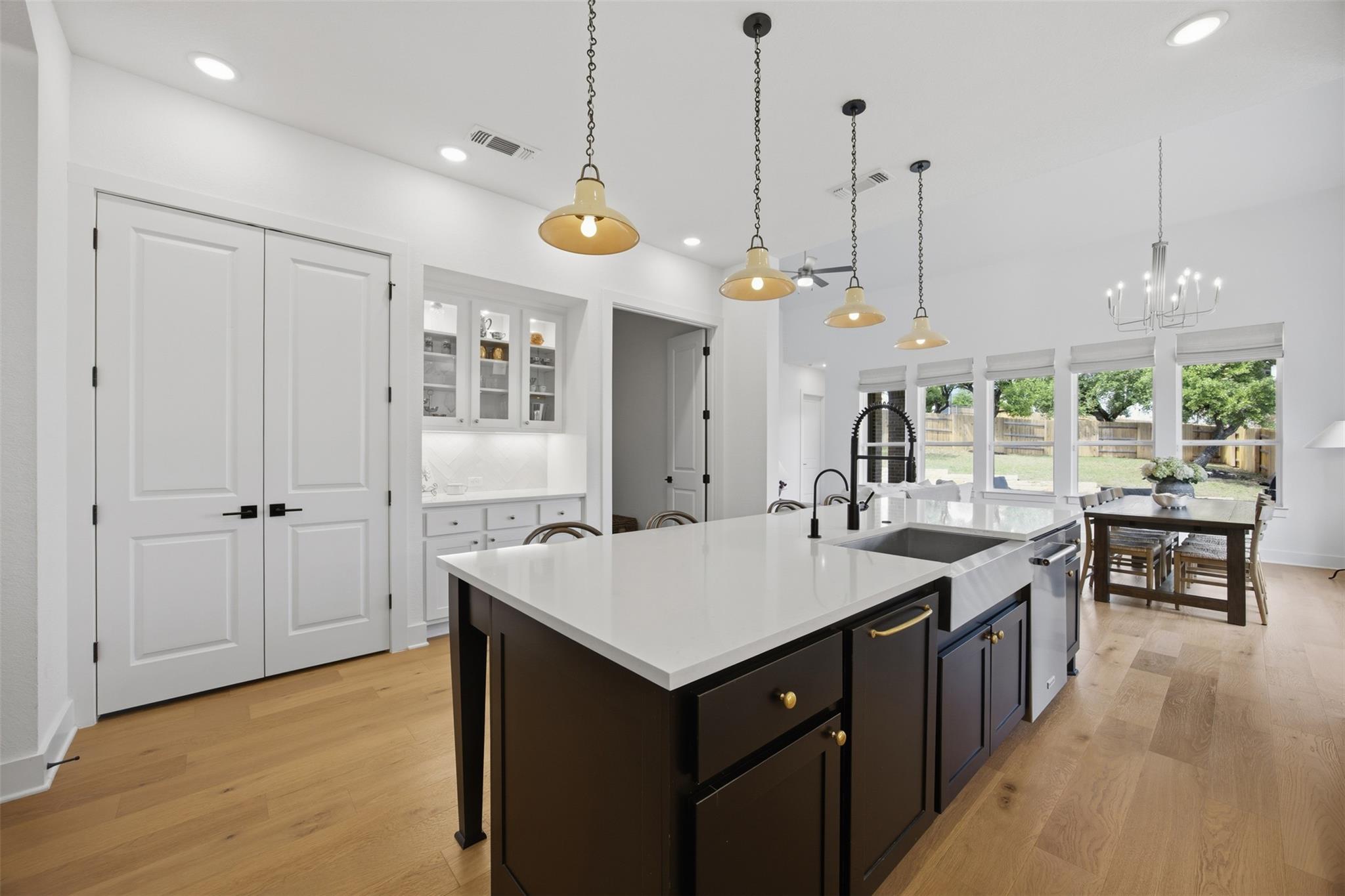 1217 Calendula Trl, Georgetown, TX 78628