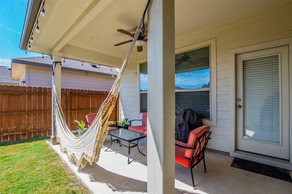 352 S Brook Dr, Leander, TX 78641