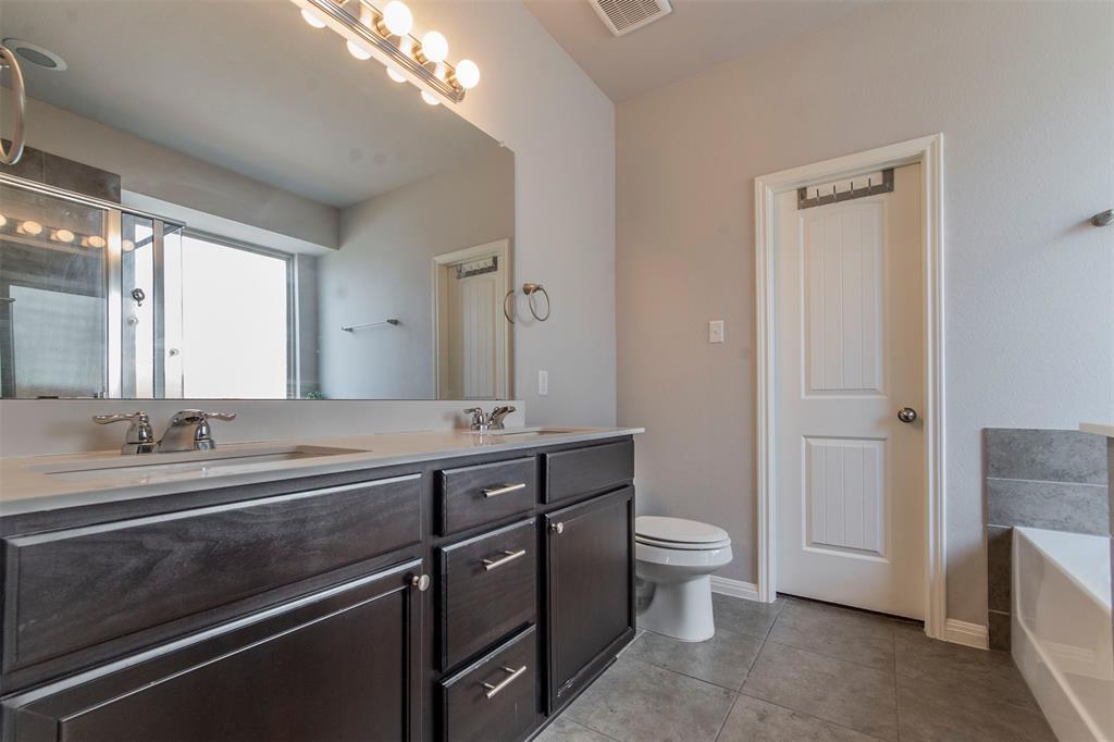 352 S Brook Dr, Leander, TX 78641