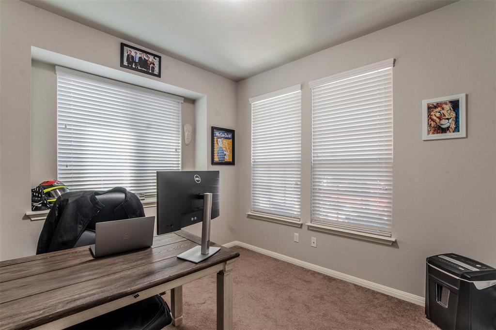 352 S Brook Dr, Leander, TX 78641