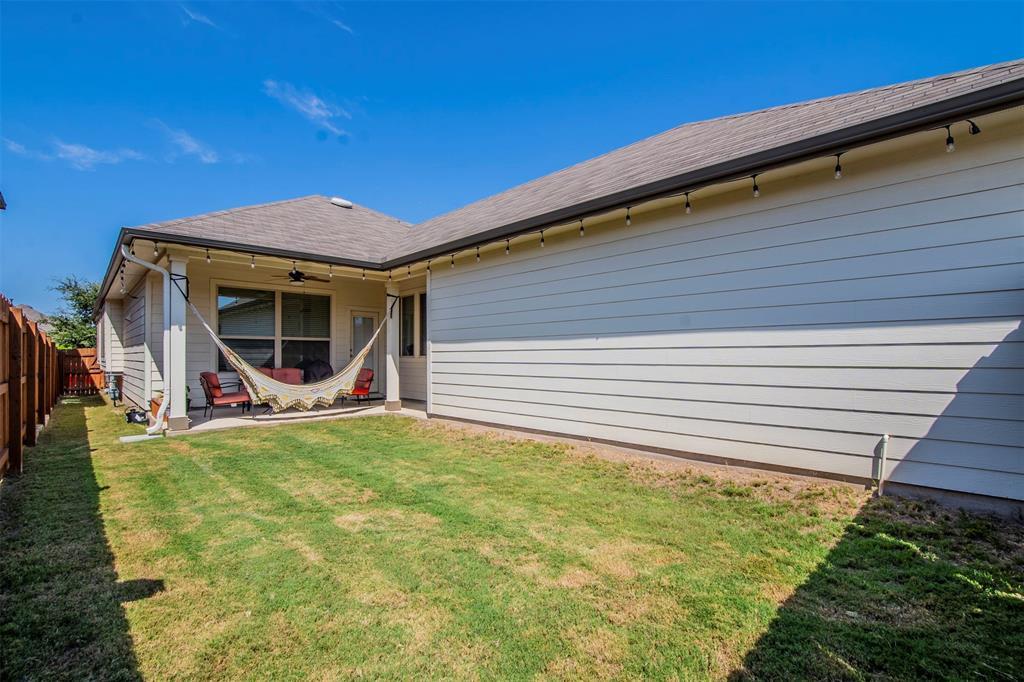 352 S Brook Dr, Leander, TX 78641