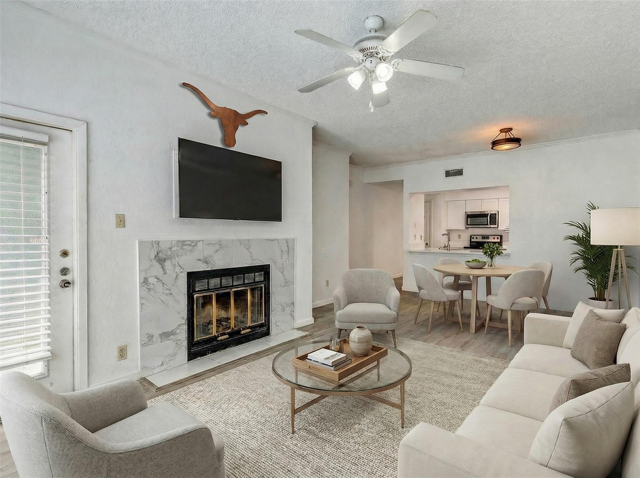 807 W 25th St # 214, Austin, TX 78705