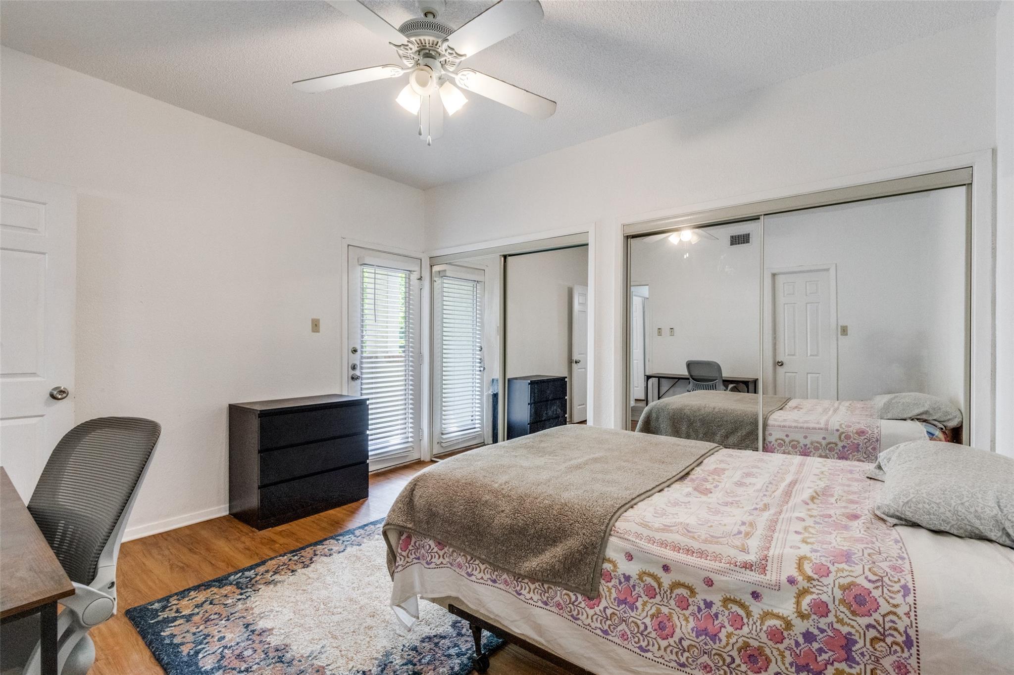 807 W 25th St # 214, Austin, TX 78705