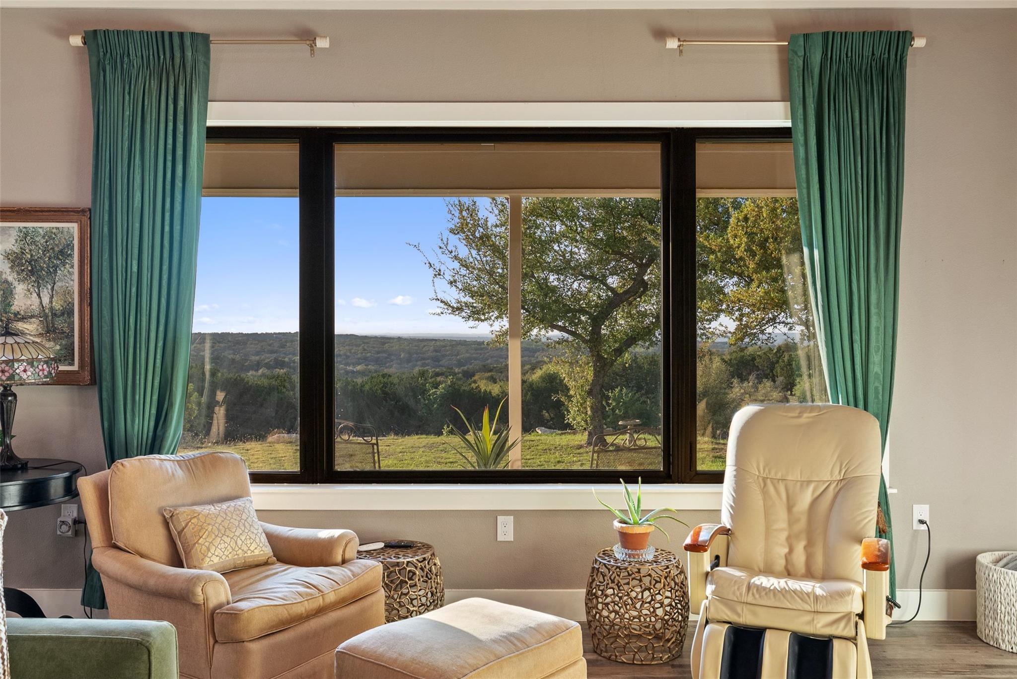 2025 Cripple Creek Stage Rd, Dripping Springs, TX 78620