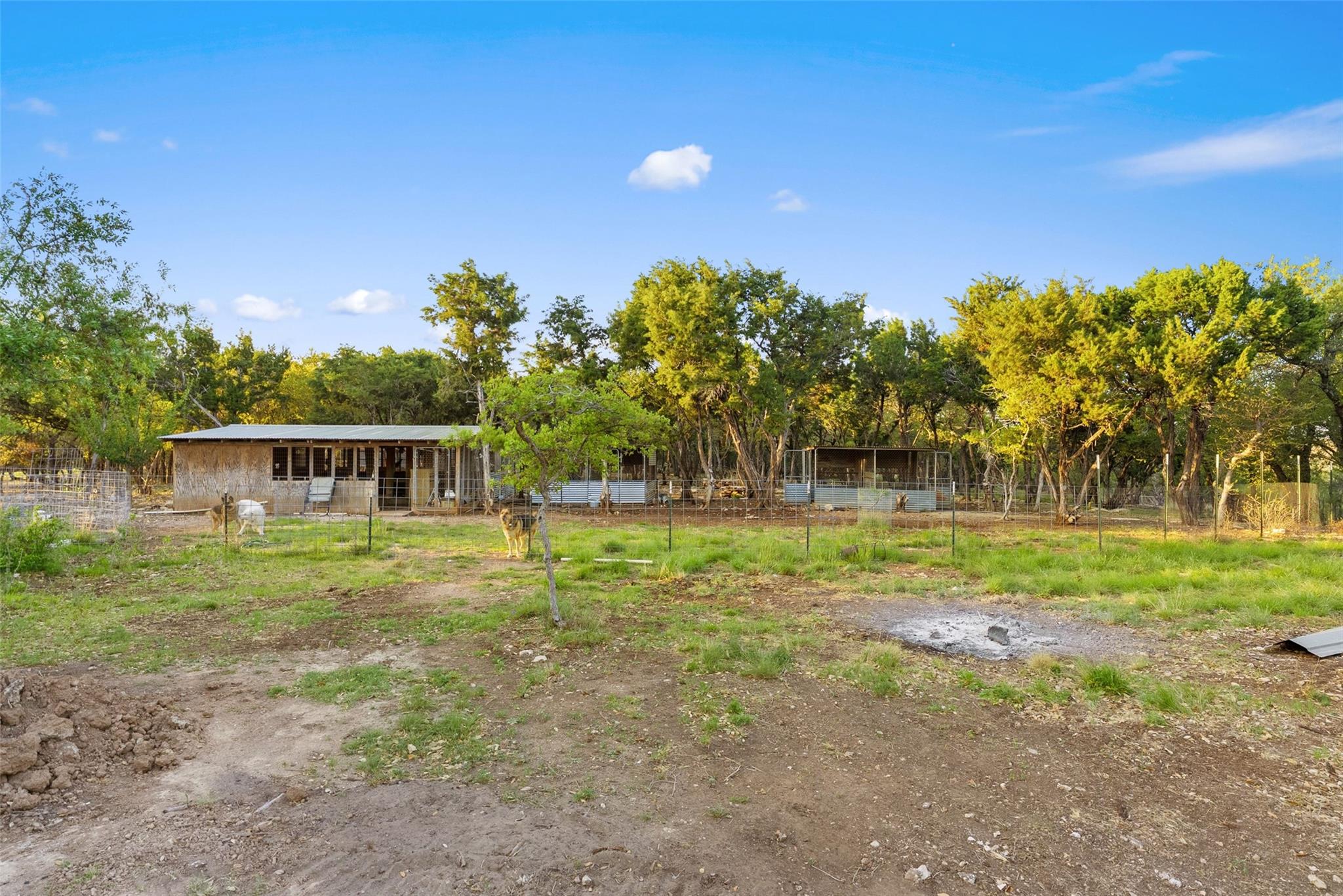 2025 Cripple Creek Stage Rd, Dripping Springs, TX 78620