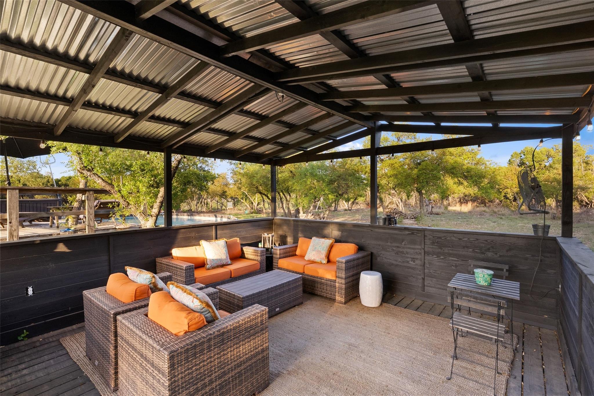 2025 Cripple Creek Stage Rd, Dripping Springs, TX 78620