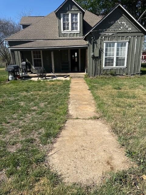 517 Giddings St, Lexington, TX 78947