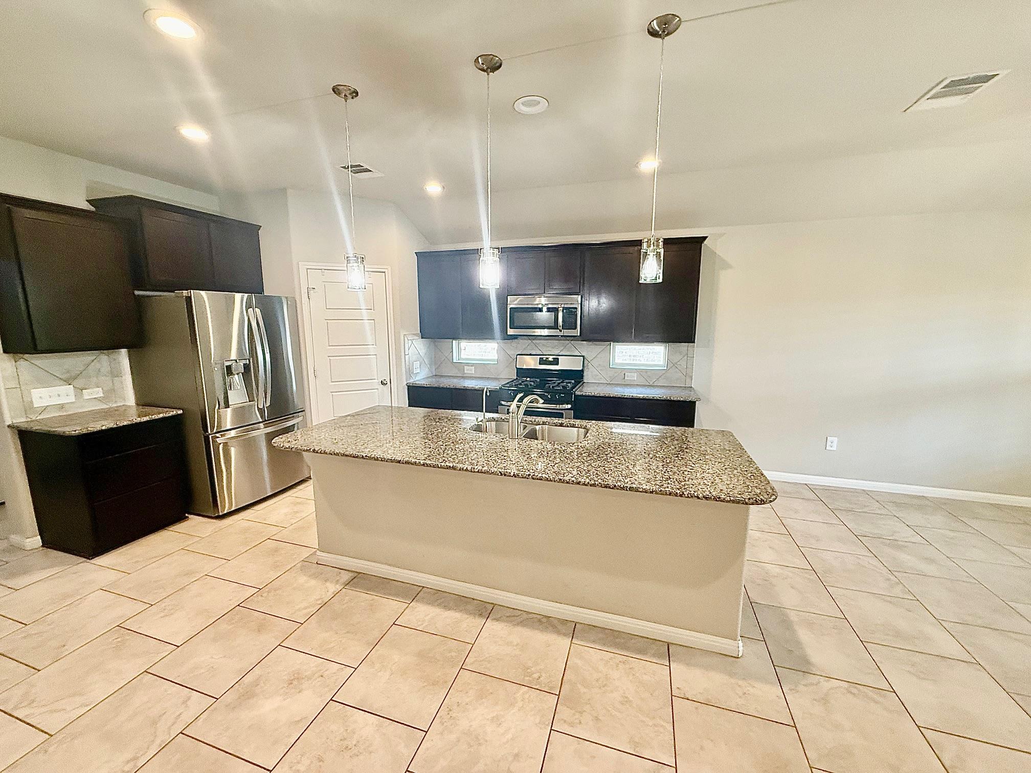 513 Longhorn Cavern Rd, Leander, TX 78641