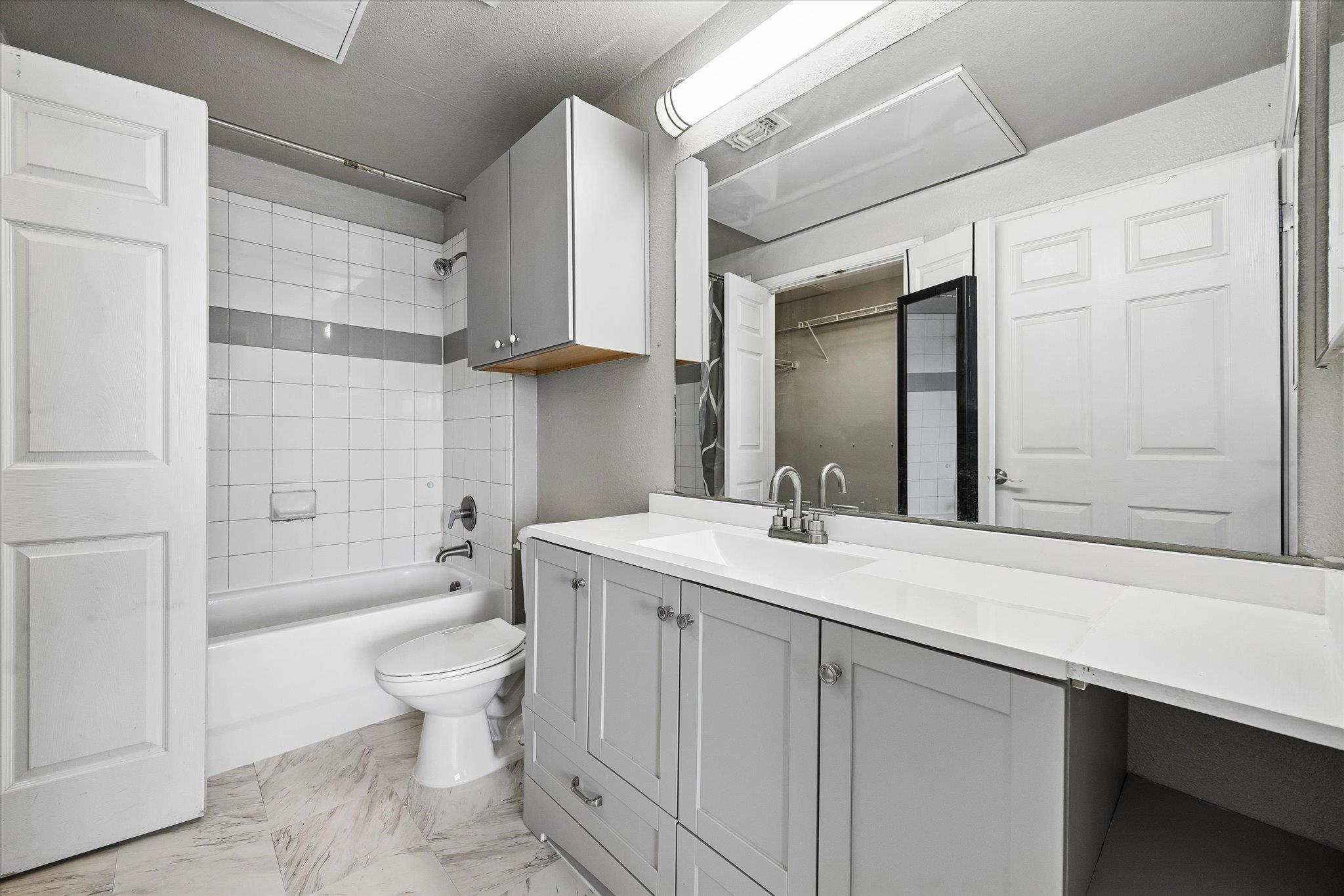 2502 Leon St # 506, Austin, TX 78705