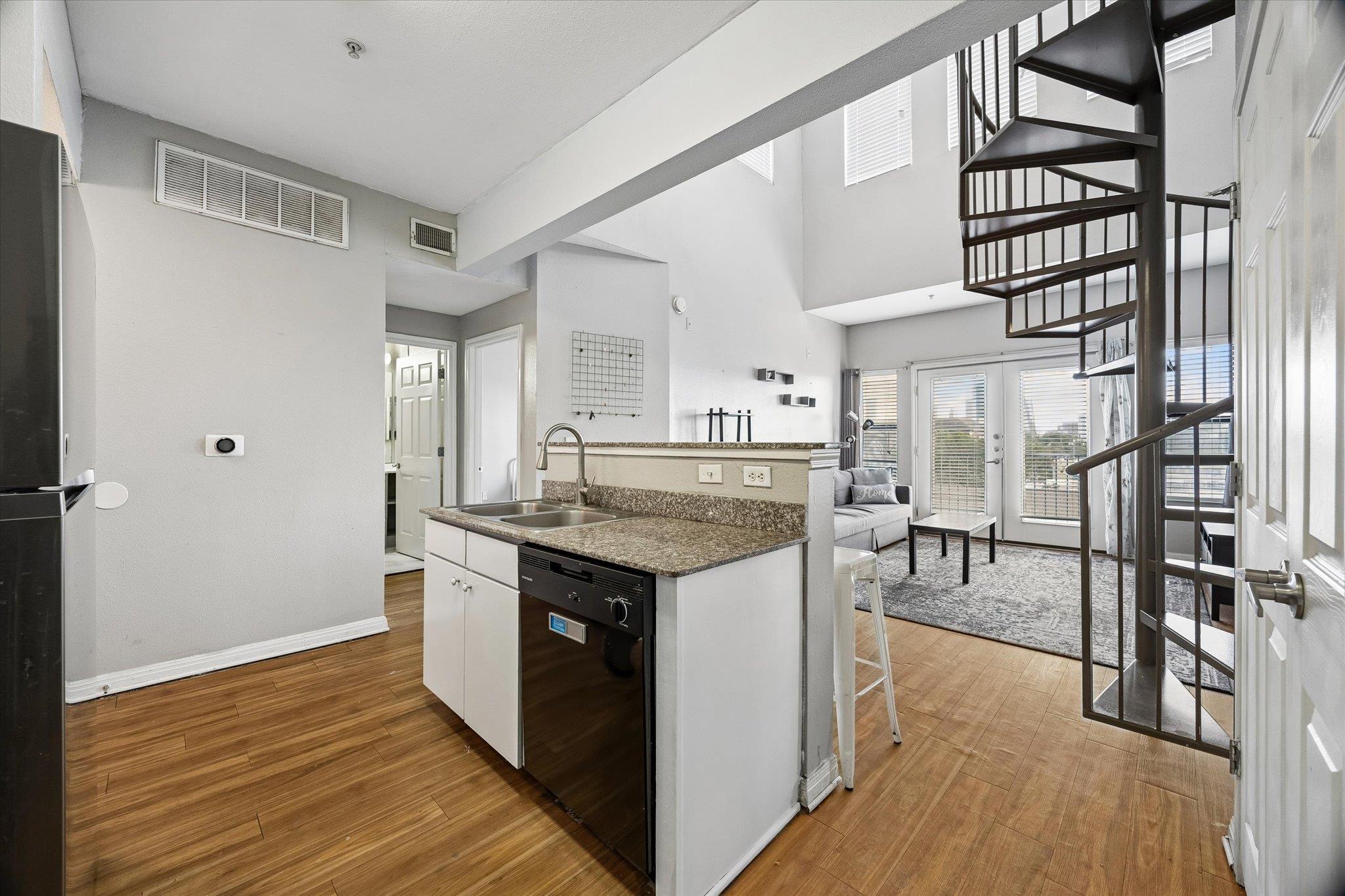 2502 Leon St # 506, Austin, TX 78705