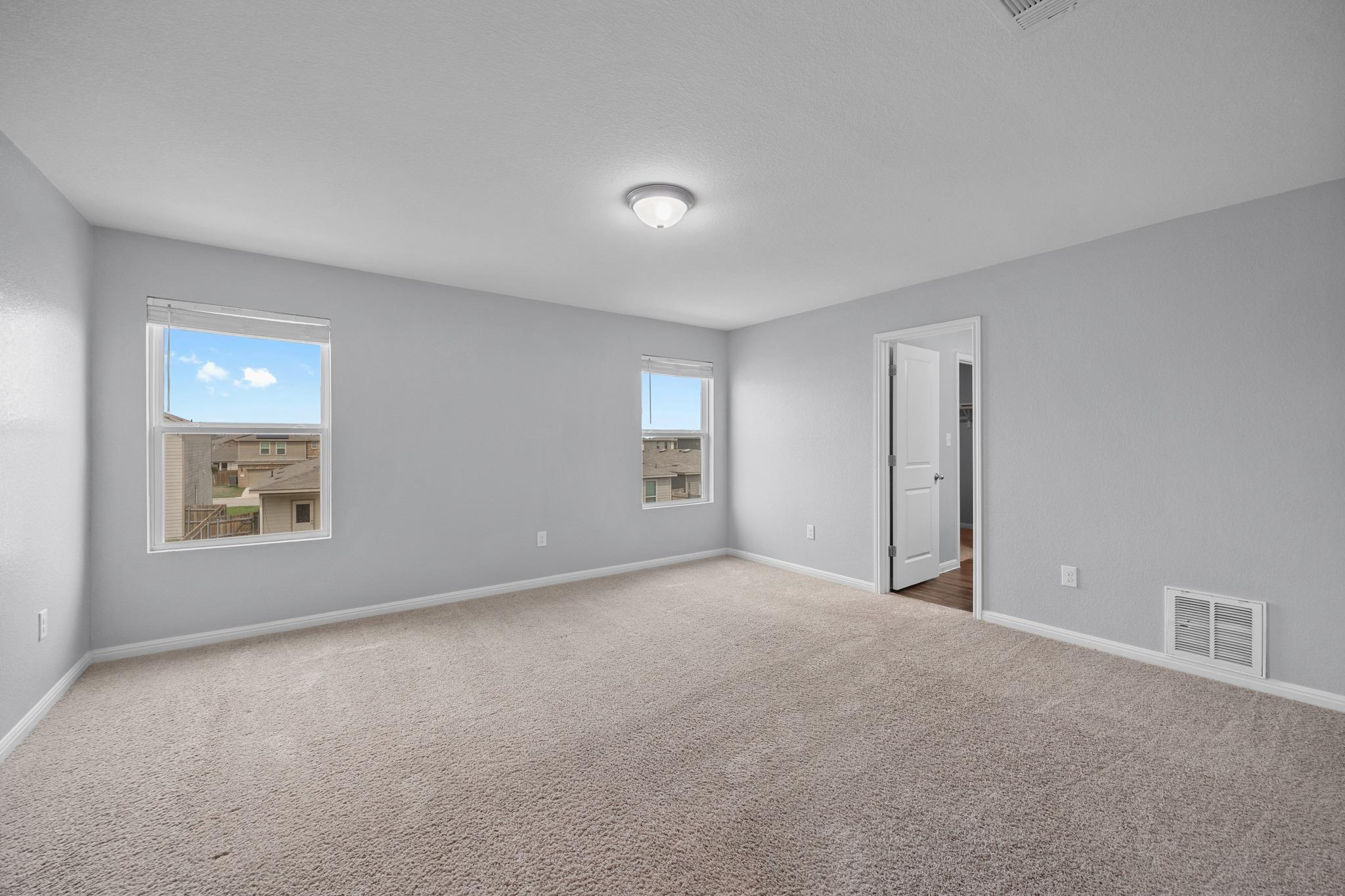 320 Bell Rings Dr, Jarrell, TX 76537