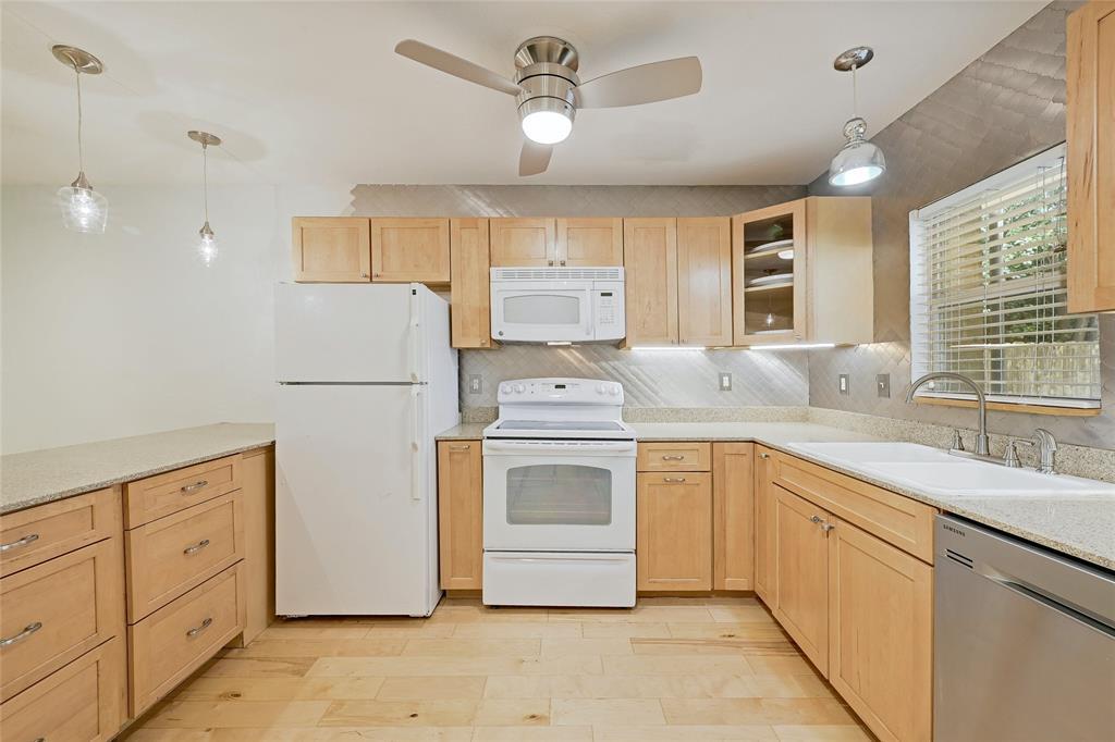 5330 Balcones Dr # G, Austin, TX 78731