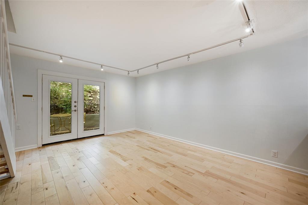 5330 Balcones Dr # G, Austin, TX 78731