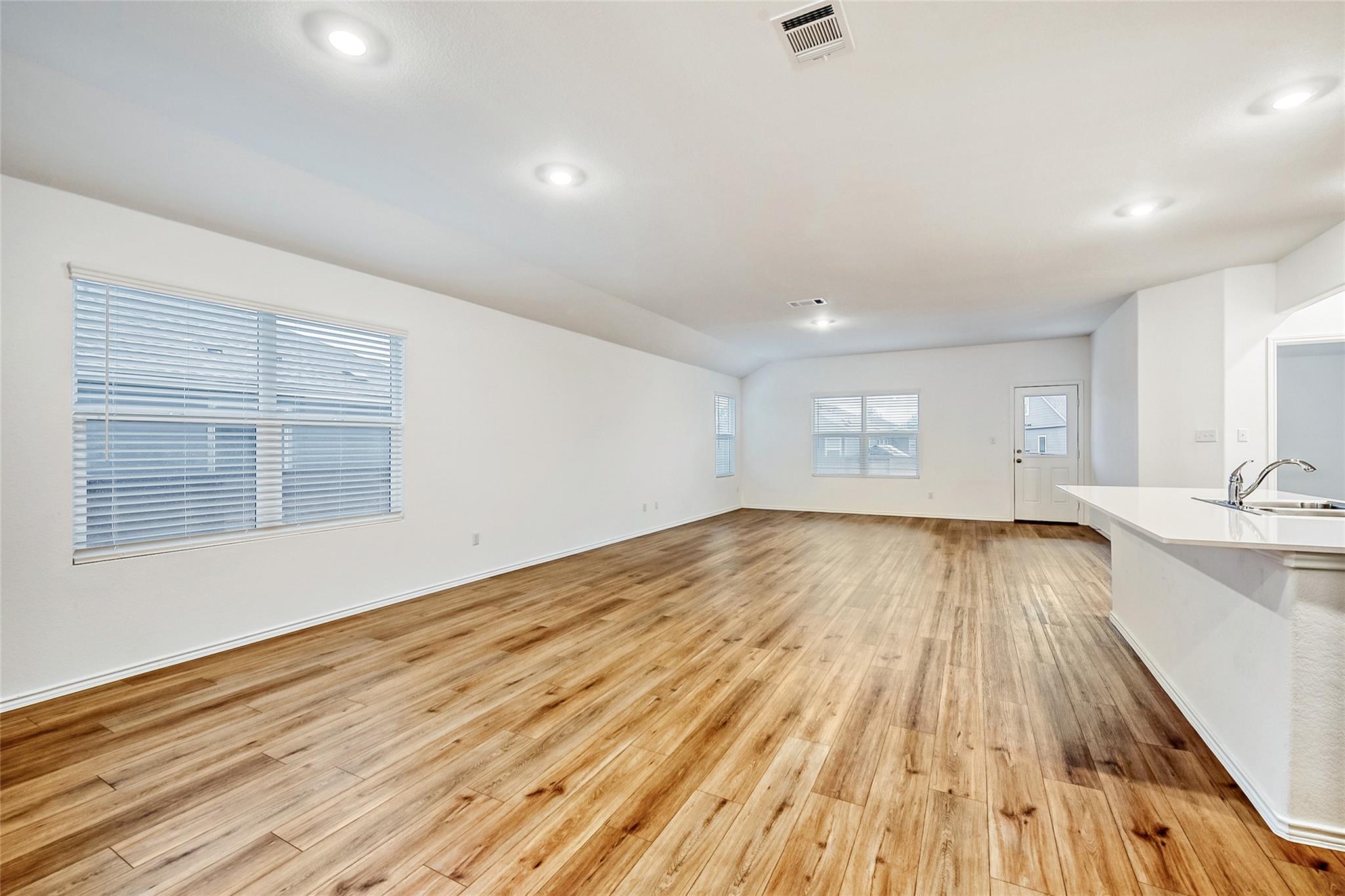 430 Doherty, Kyle, TX 78640