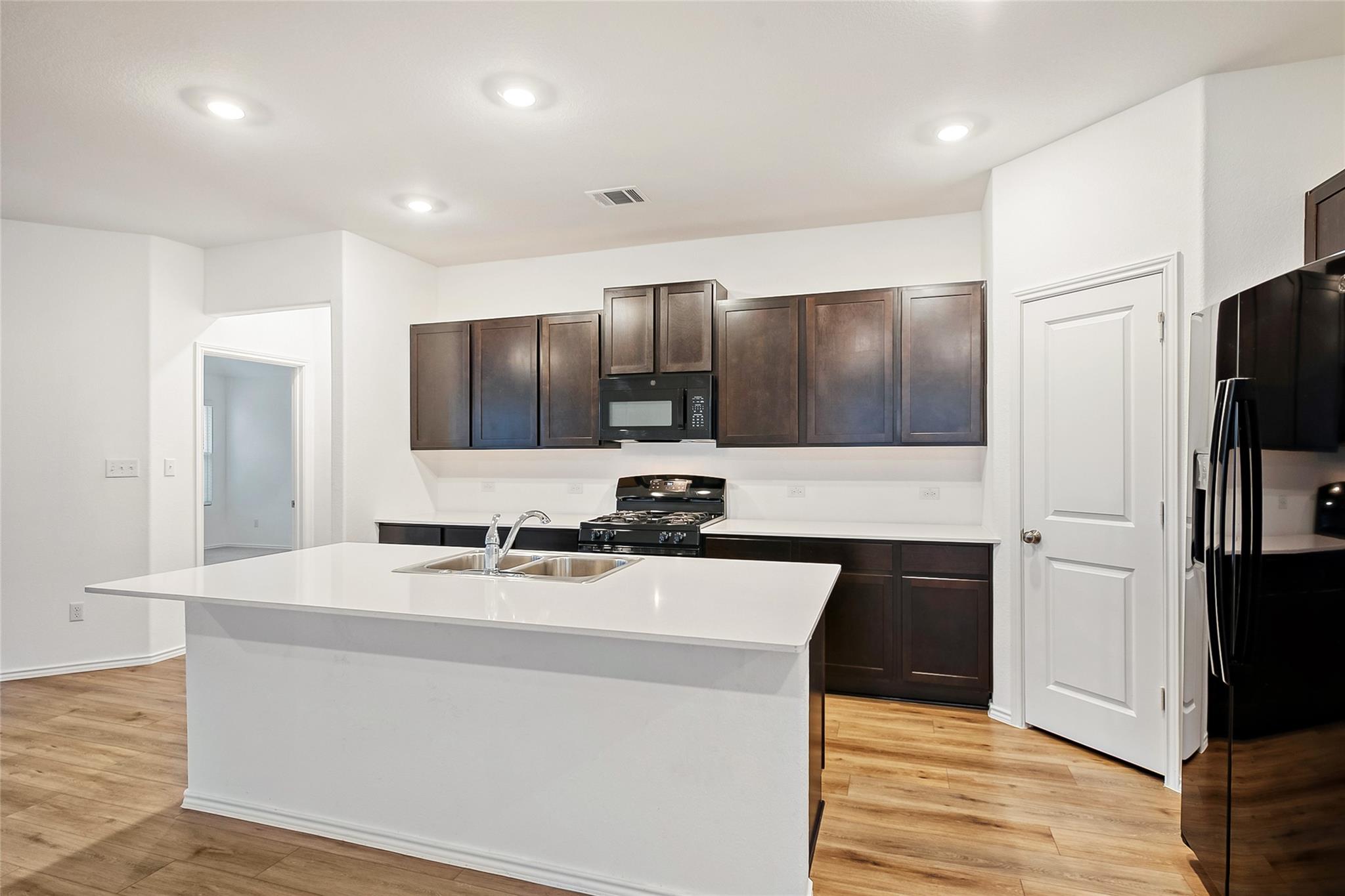 430 Doherty, Kyle, TX 78640