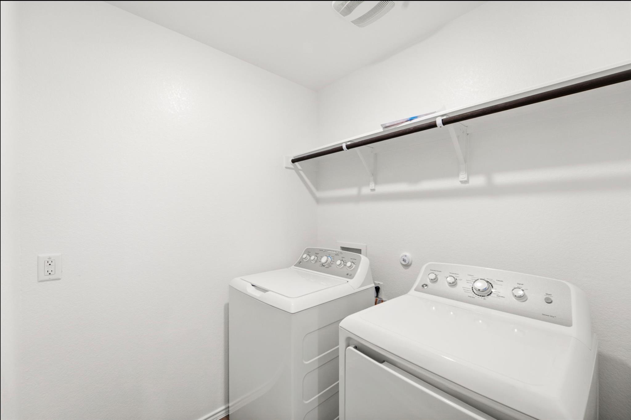 430 Doherty, Kyle, TX 78640