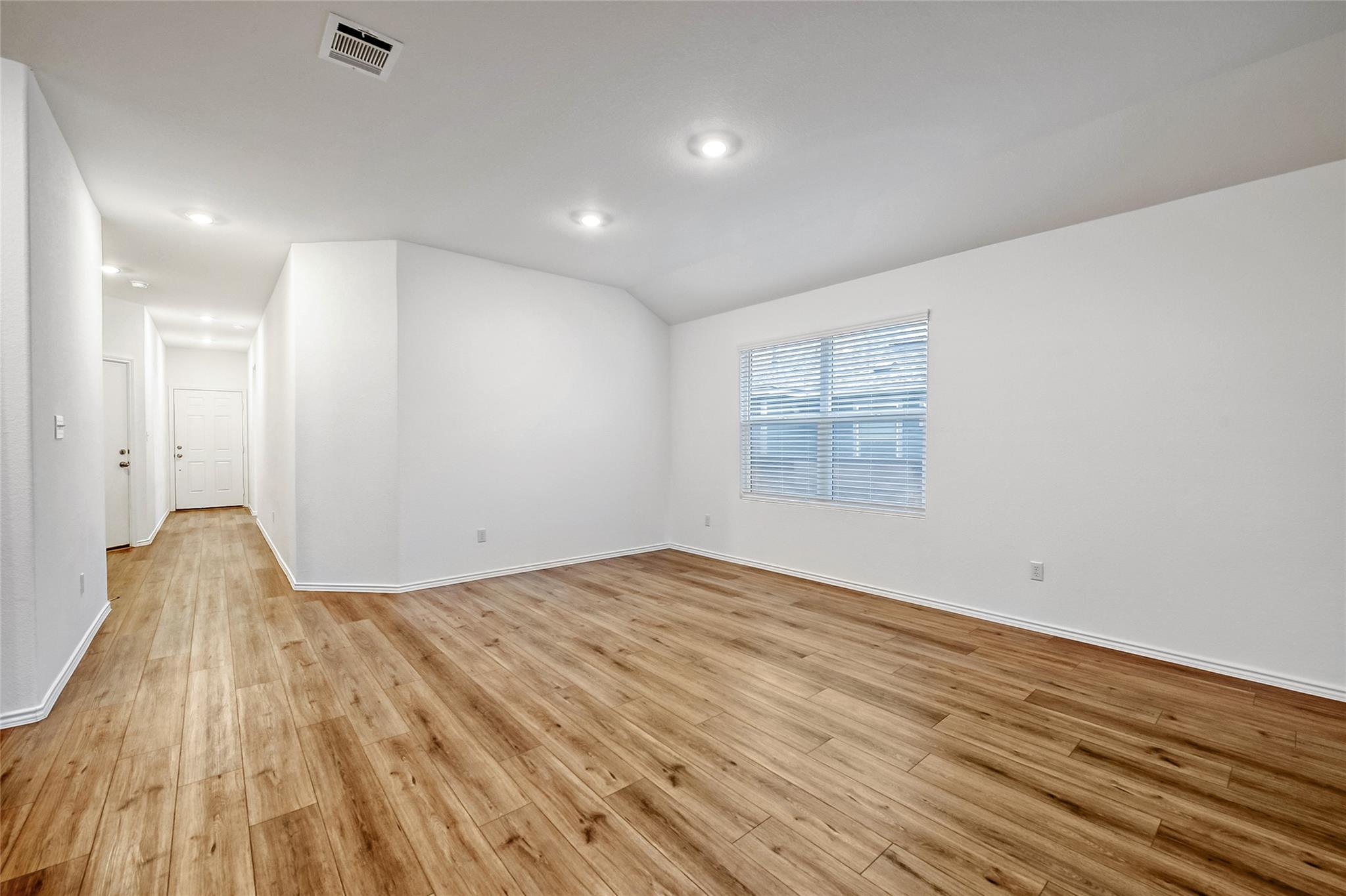 430 Doherty, Kyle, TX 78640