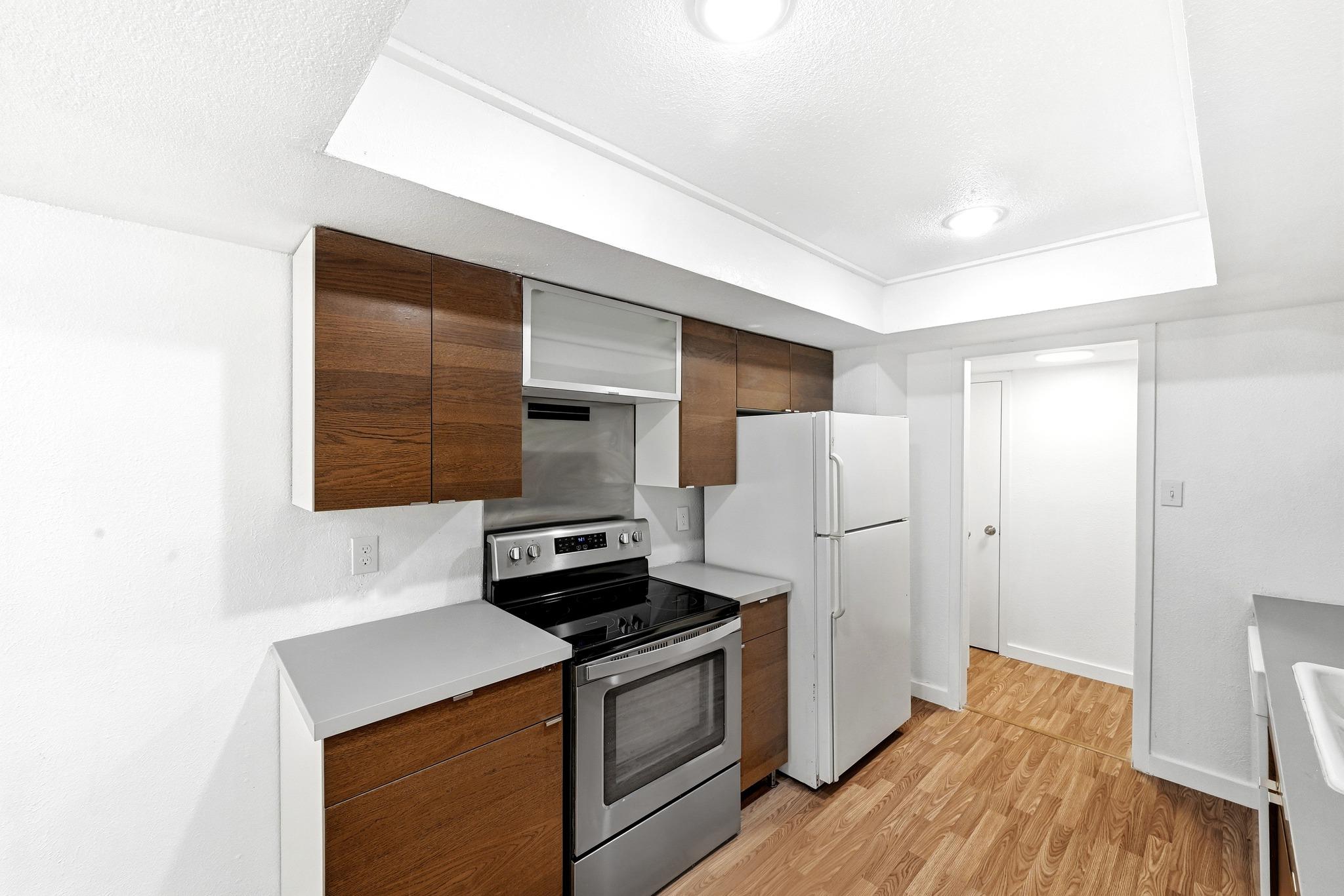 8301 Belclaire Ln, Austin, TX 78748