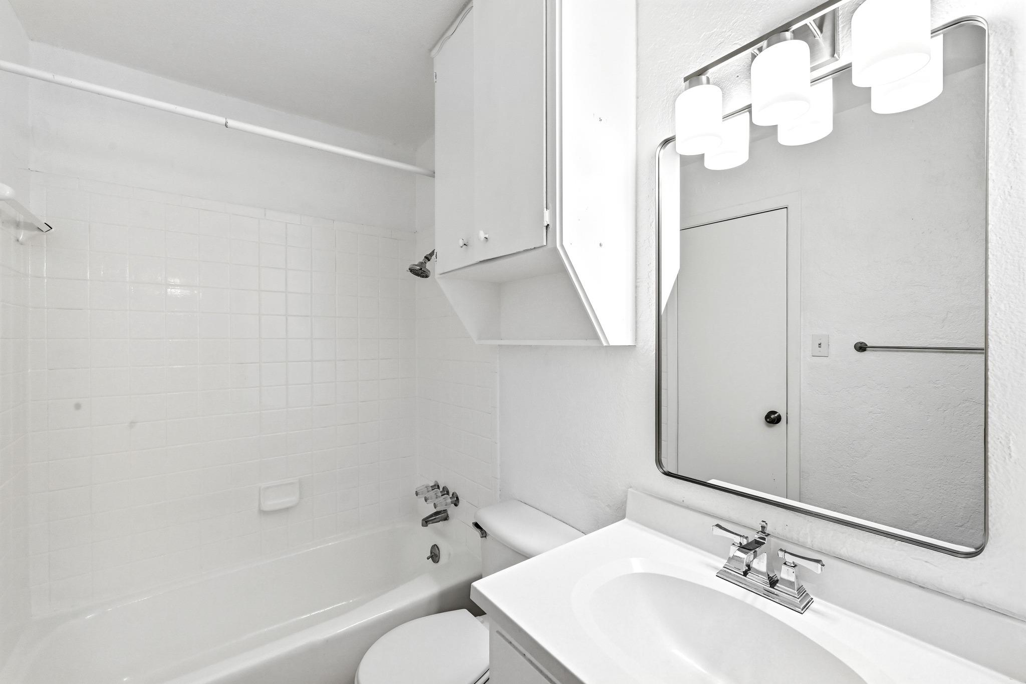 8301 Belclaire Ln, Austin, TX 78748