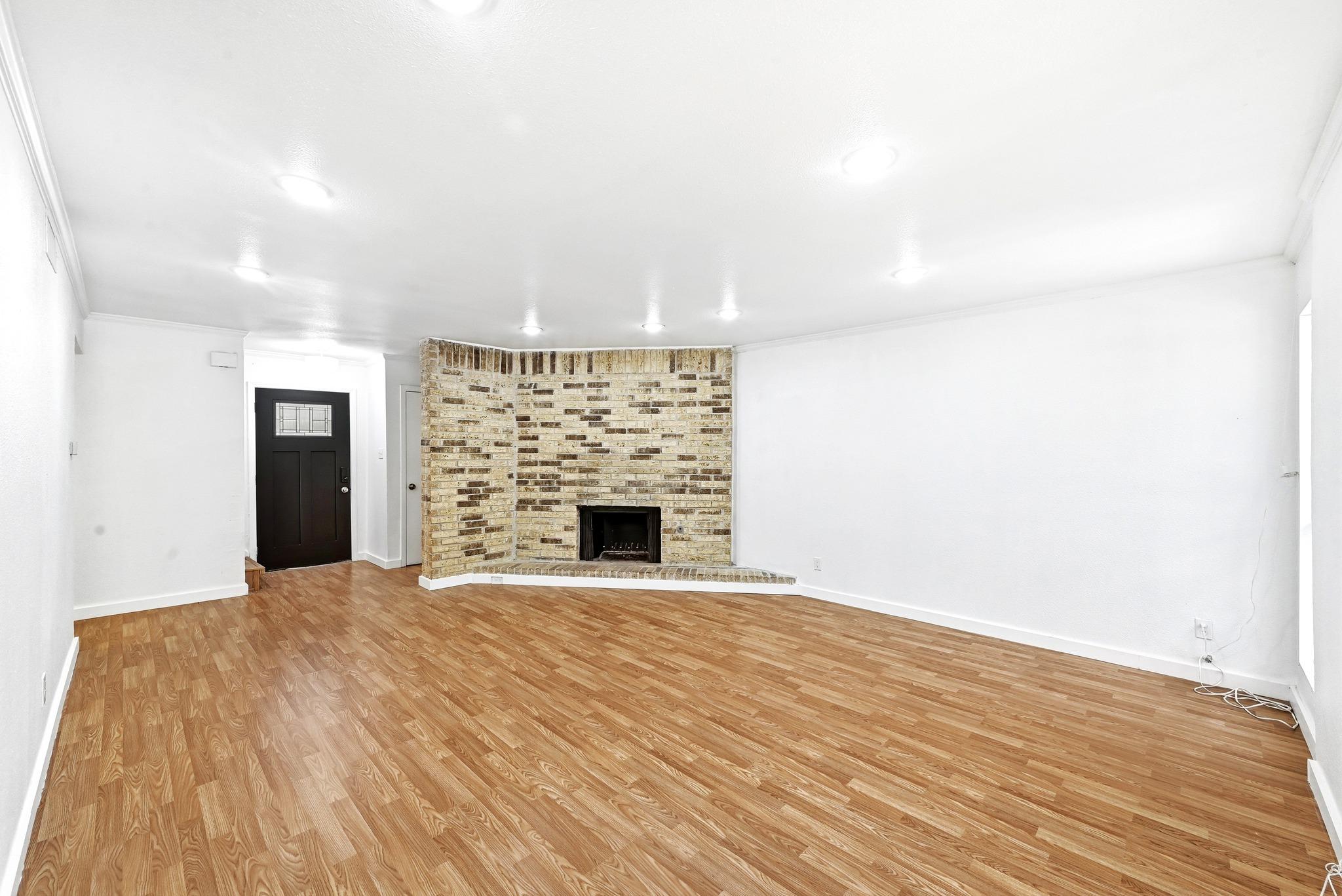 8301 Belclaire Ln, Austin, TX 78748