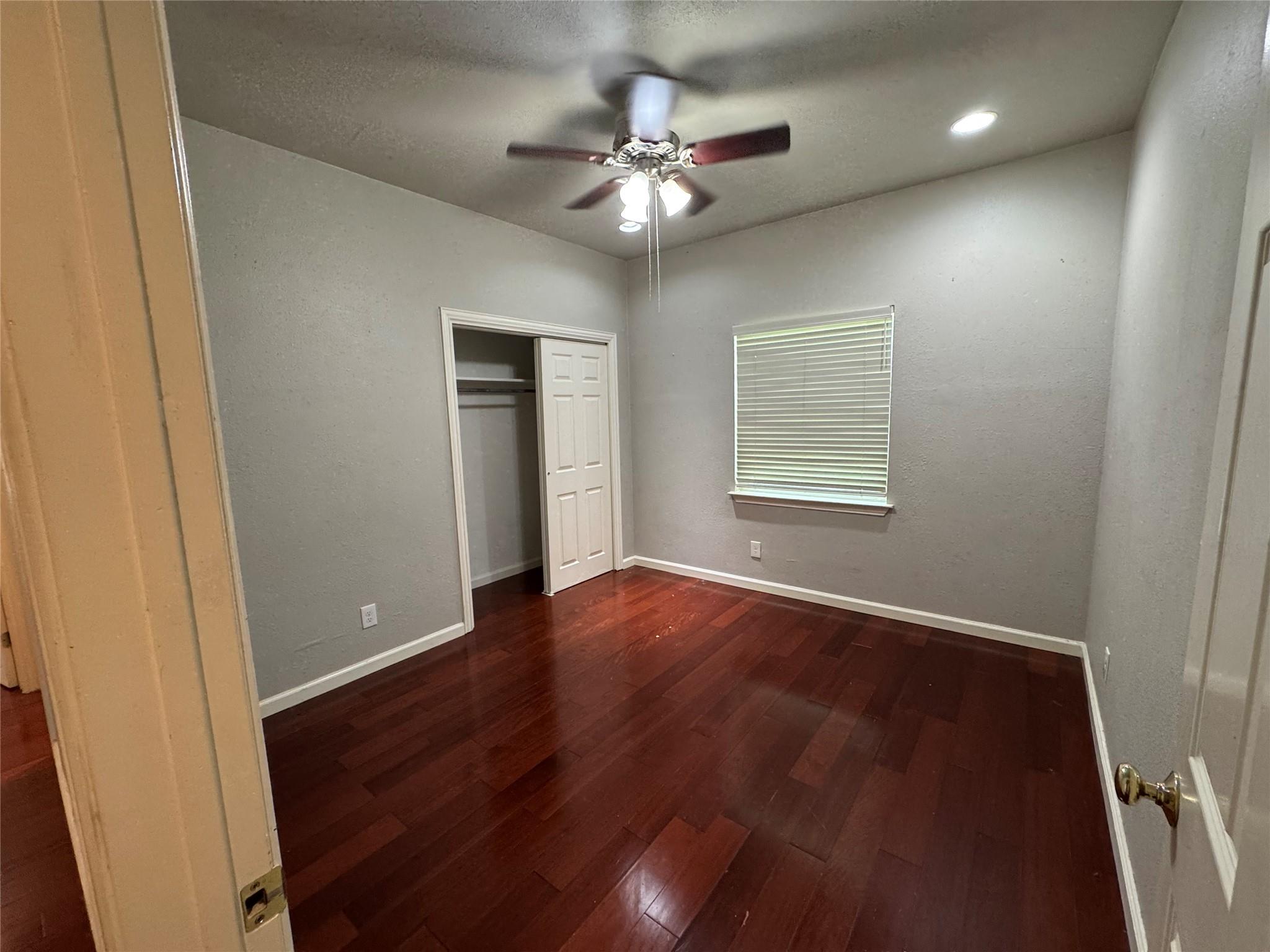 300 W COVINGTON Dr, Austin, TX 78753