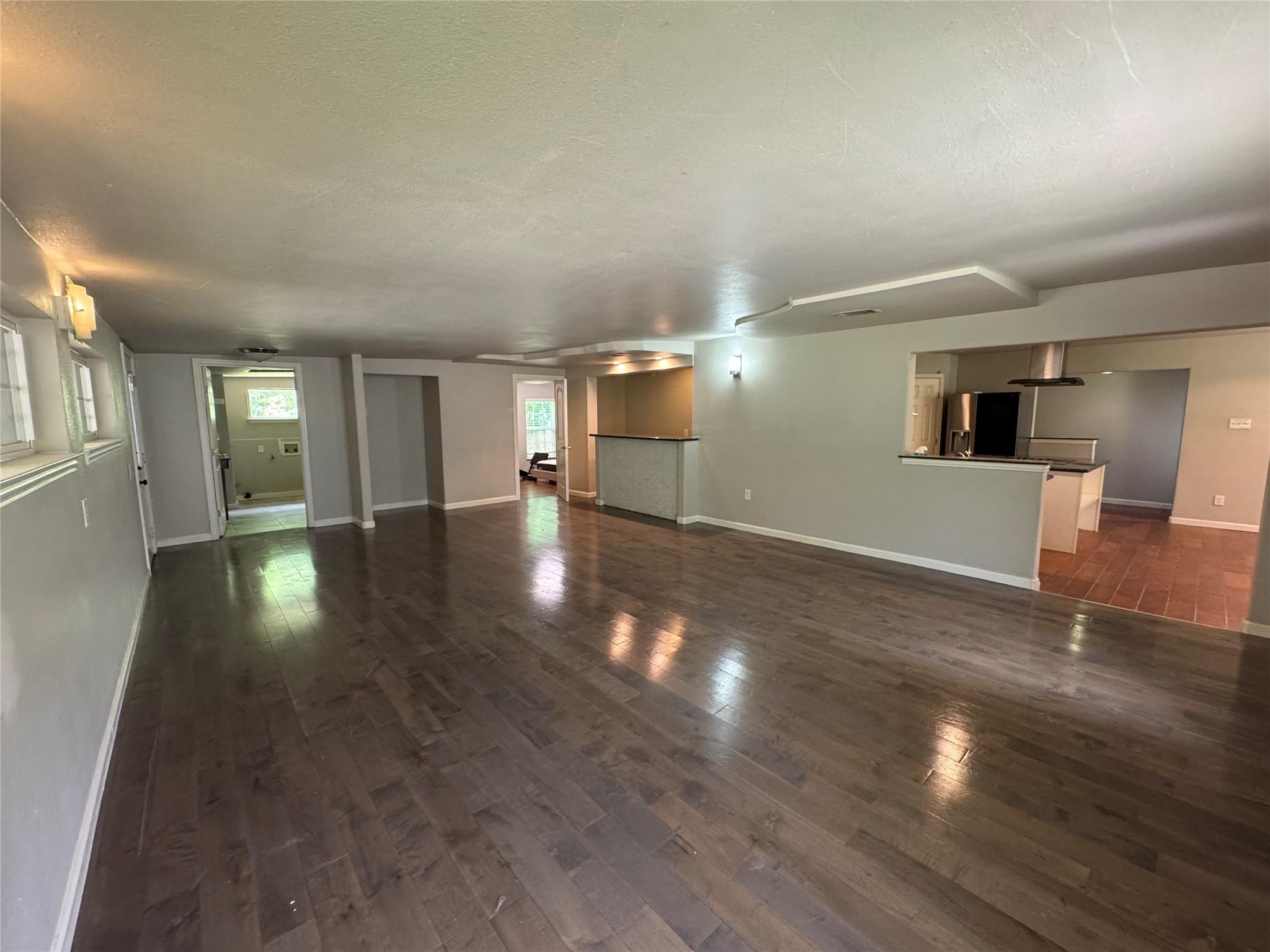 300 W COVINGTON Dr, Austin, TX 78753