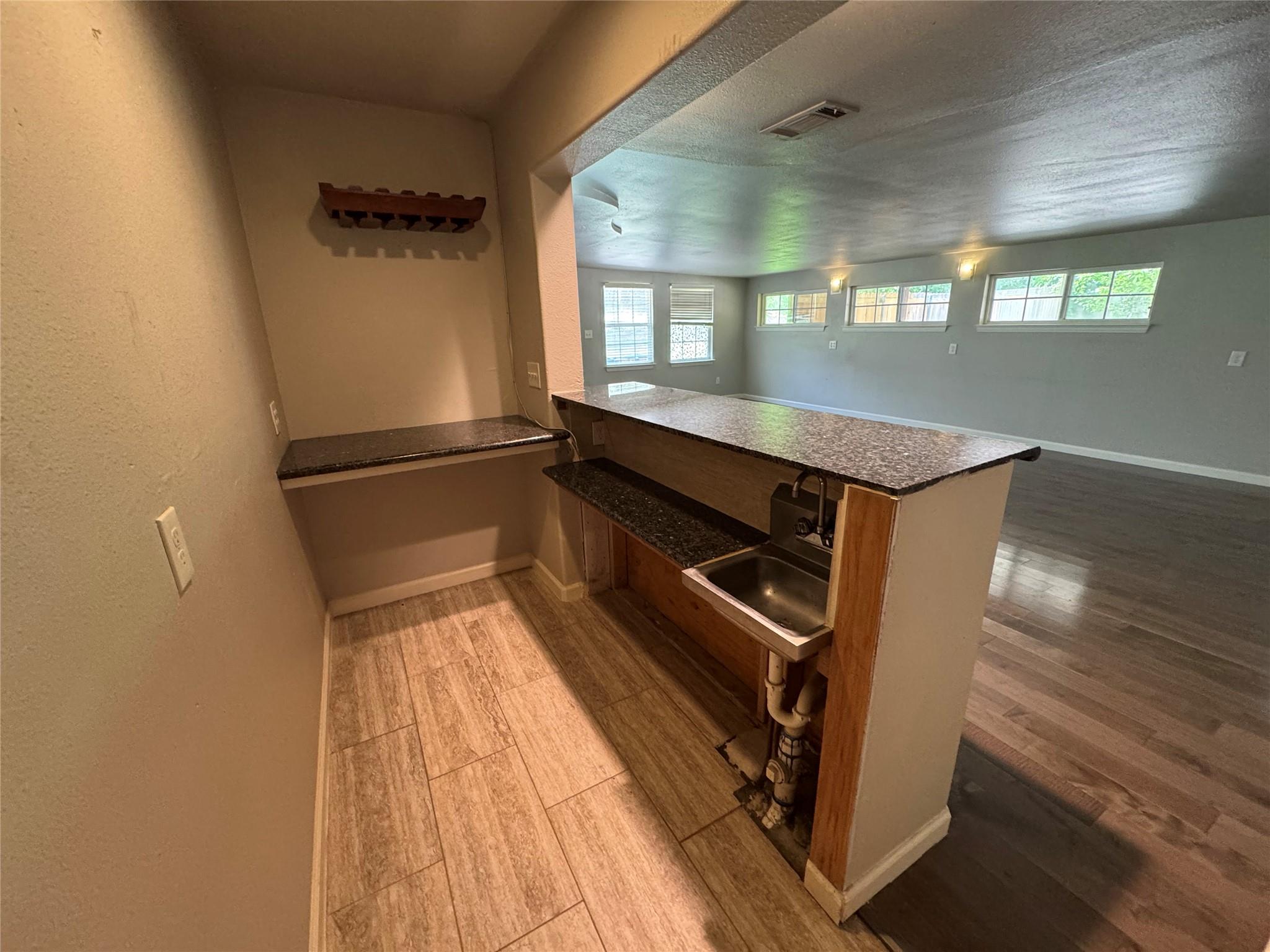 300 W COVINGTON Dr, Austin, TX 78753