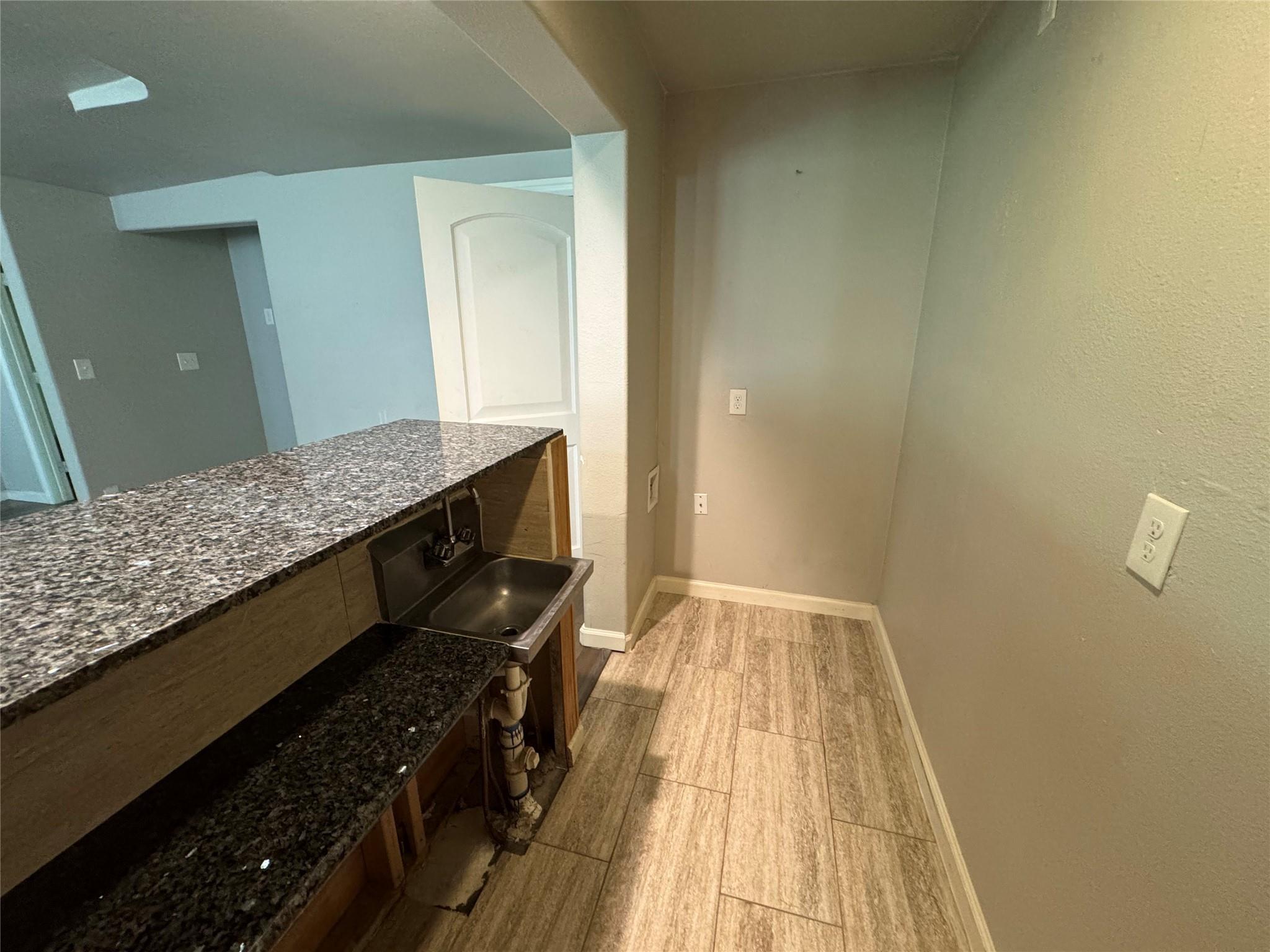 300 W COVINGTON Dr, Austin, TX 78753