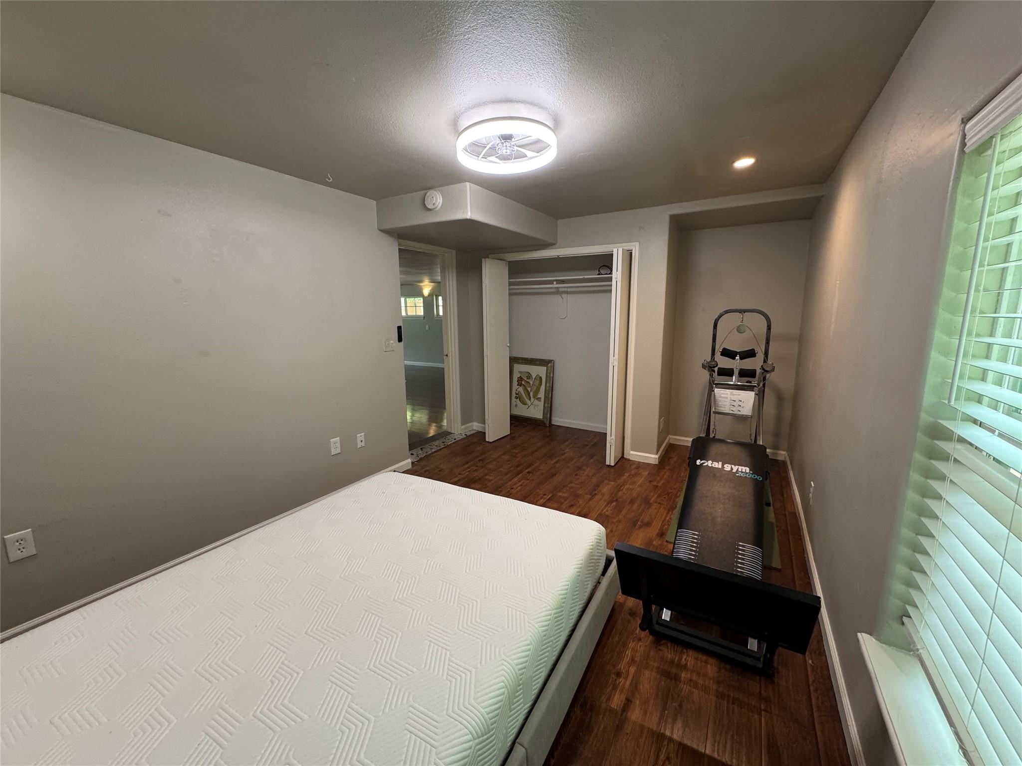 300 W COVINGTON Dr, Austin, TX 78753