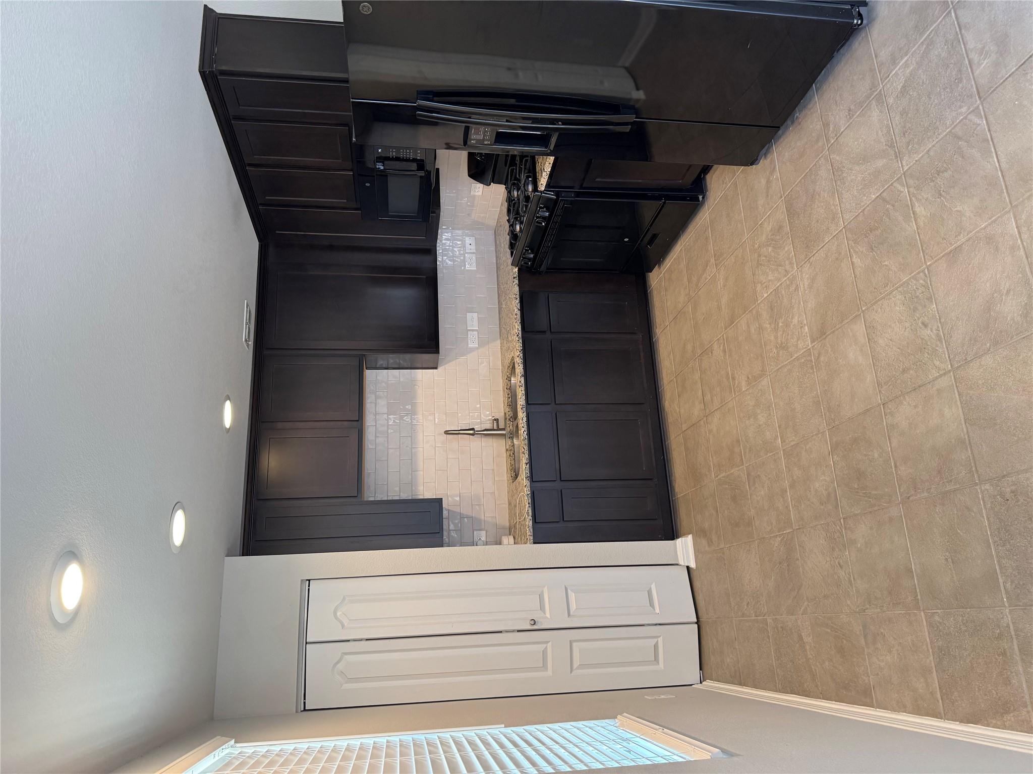 331 Ferrule Dr # B, Kyle, TX 78640