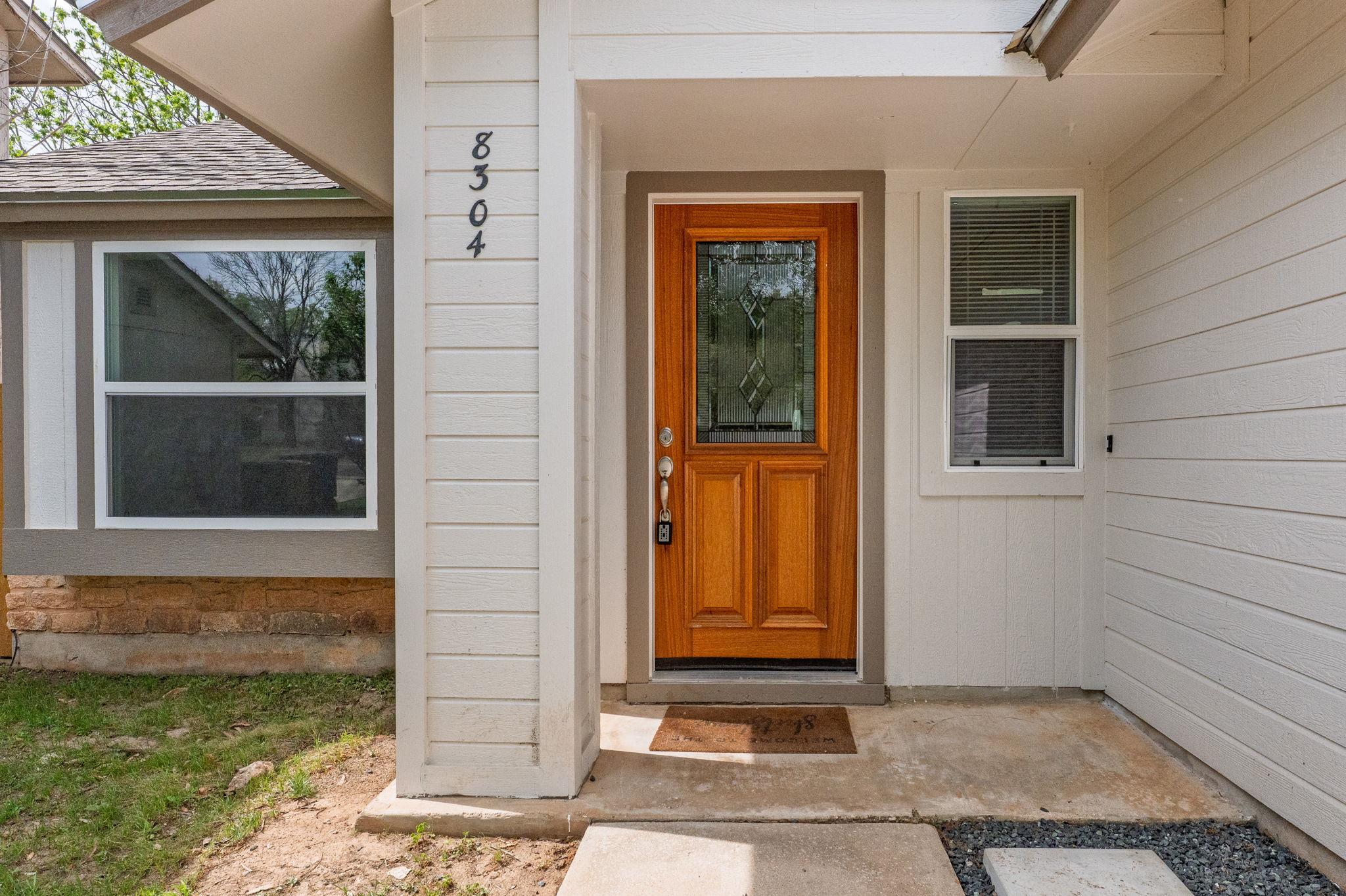 8304 Mauai Dr, Austin, TX 78749