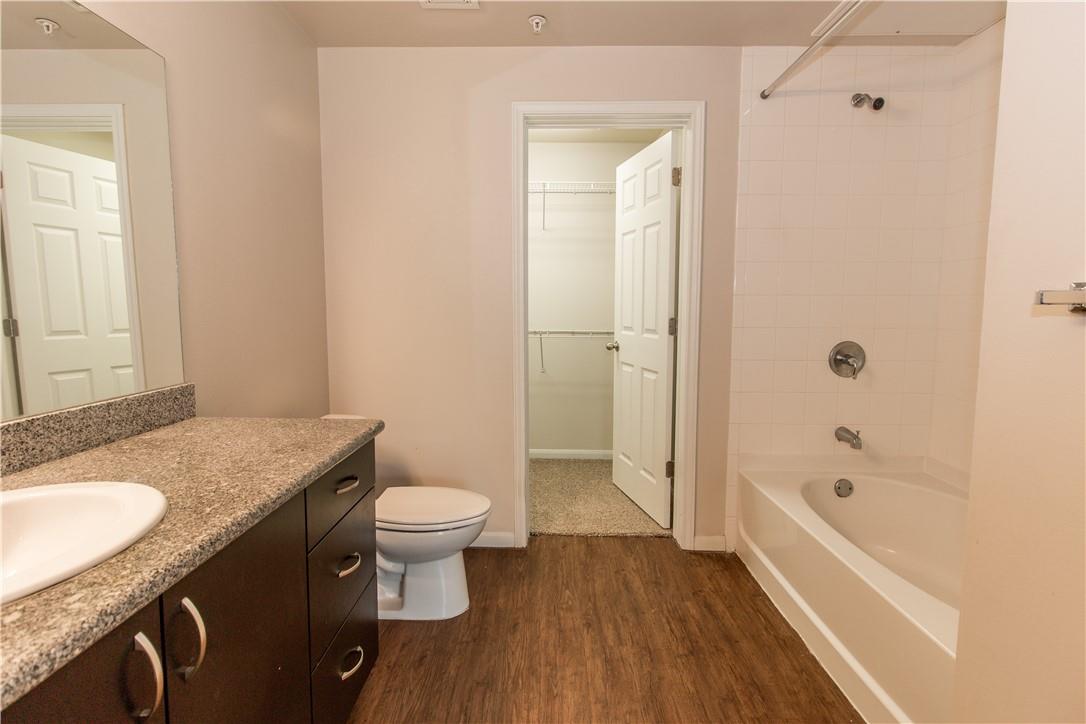 1401 E 4th St # 201, Austin, TX 78702