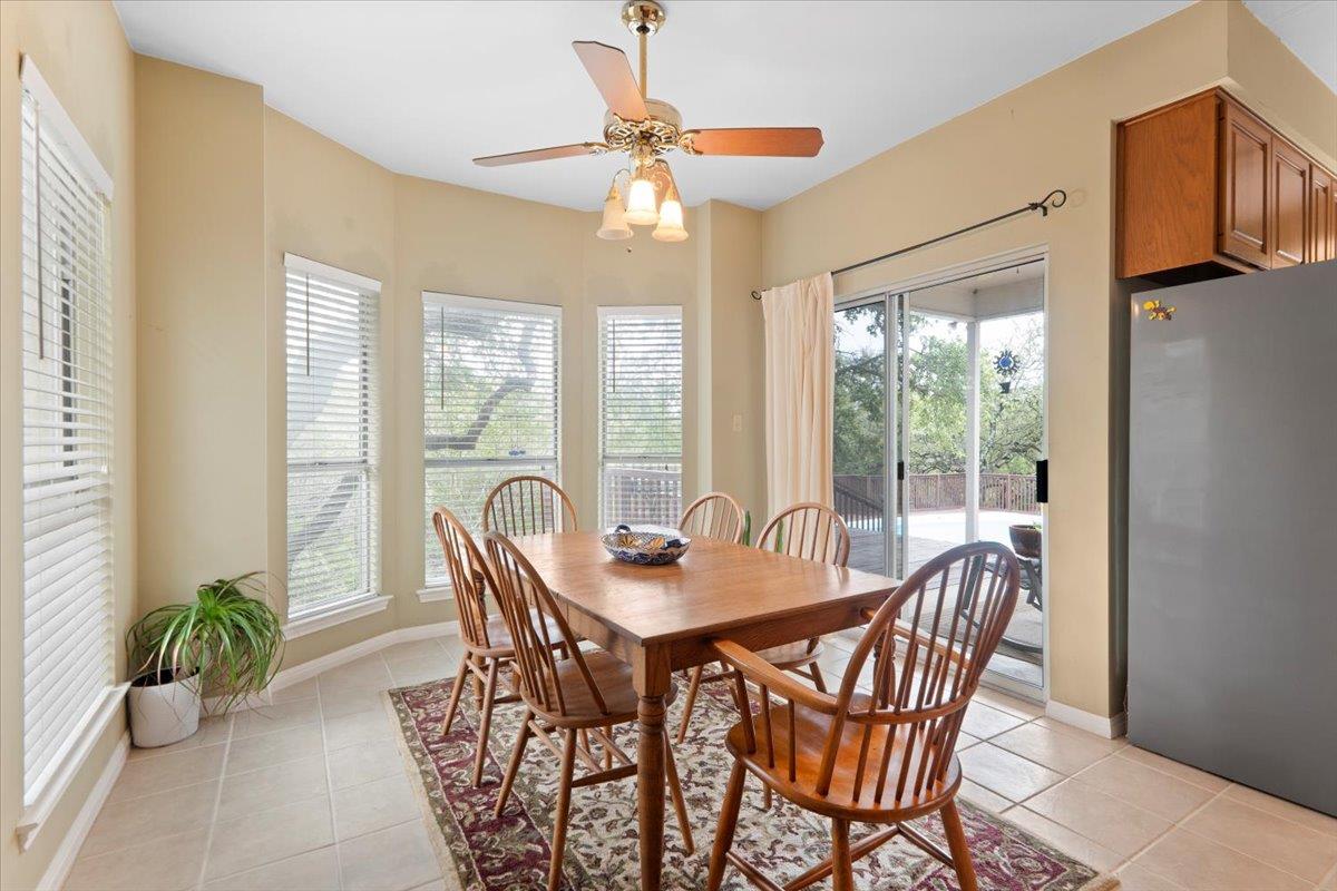 124 Hurst Creek Rd, Austin, TX 78734