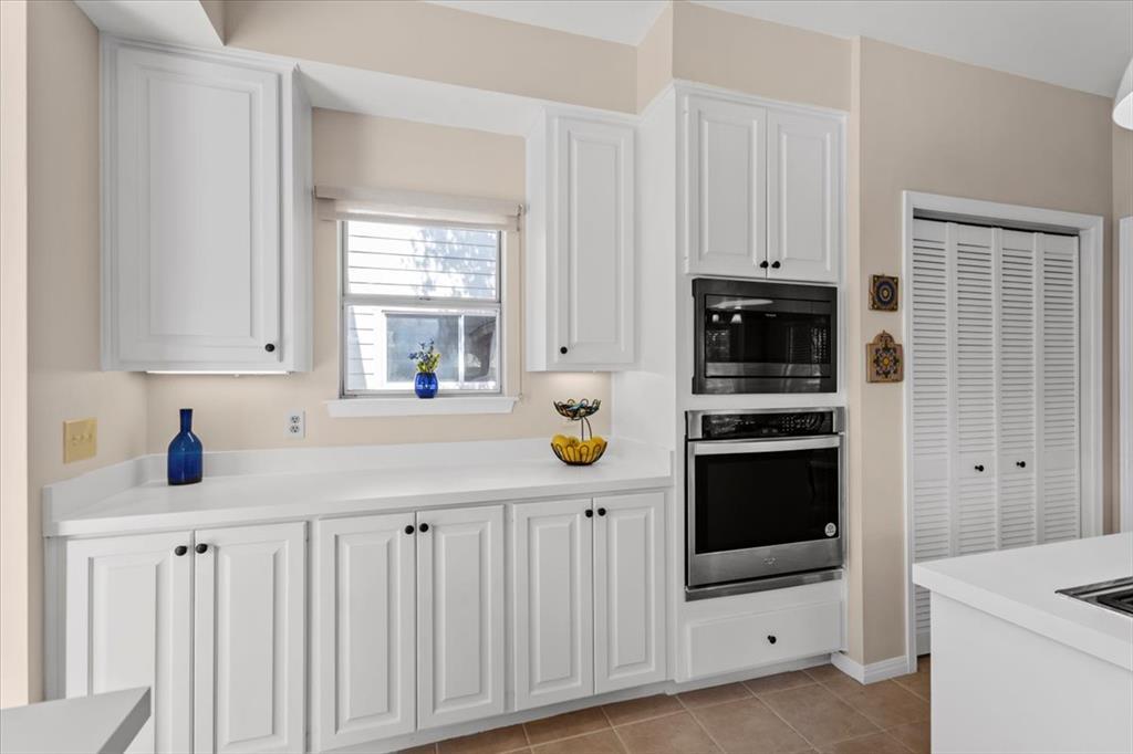 124 Hurst Creek Rd, Austin, TX 78734